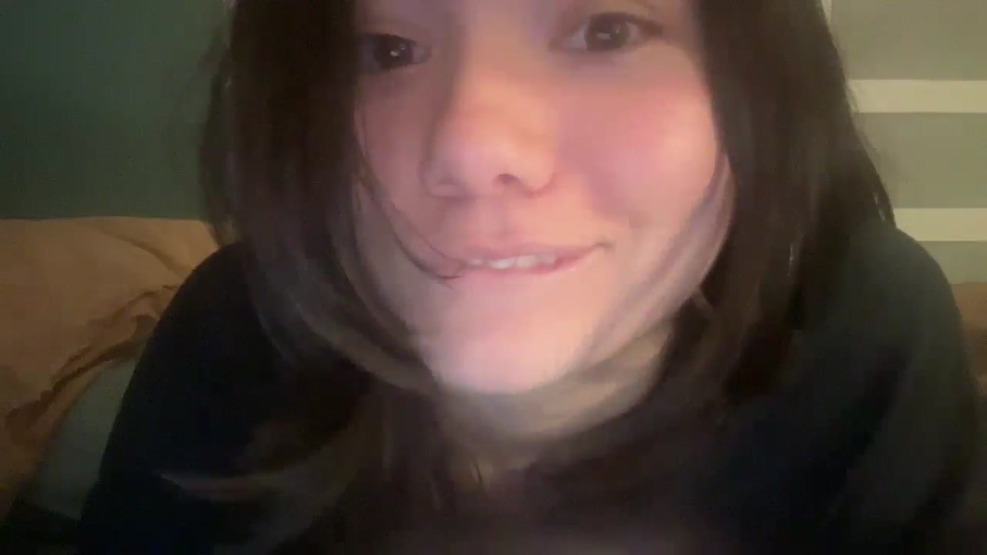 Gallery image thumbnail from imava's myfreecams stream on, 06/13/2024, 02:42 image 13 of 20