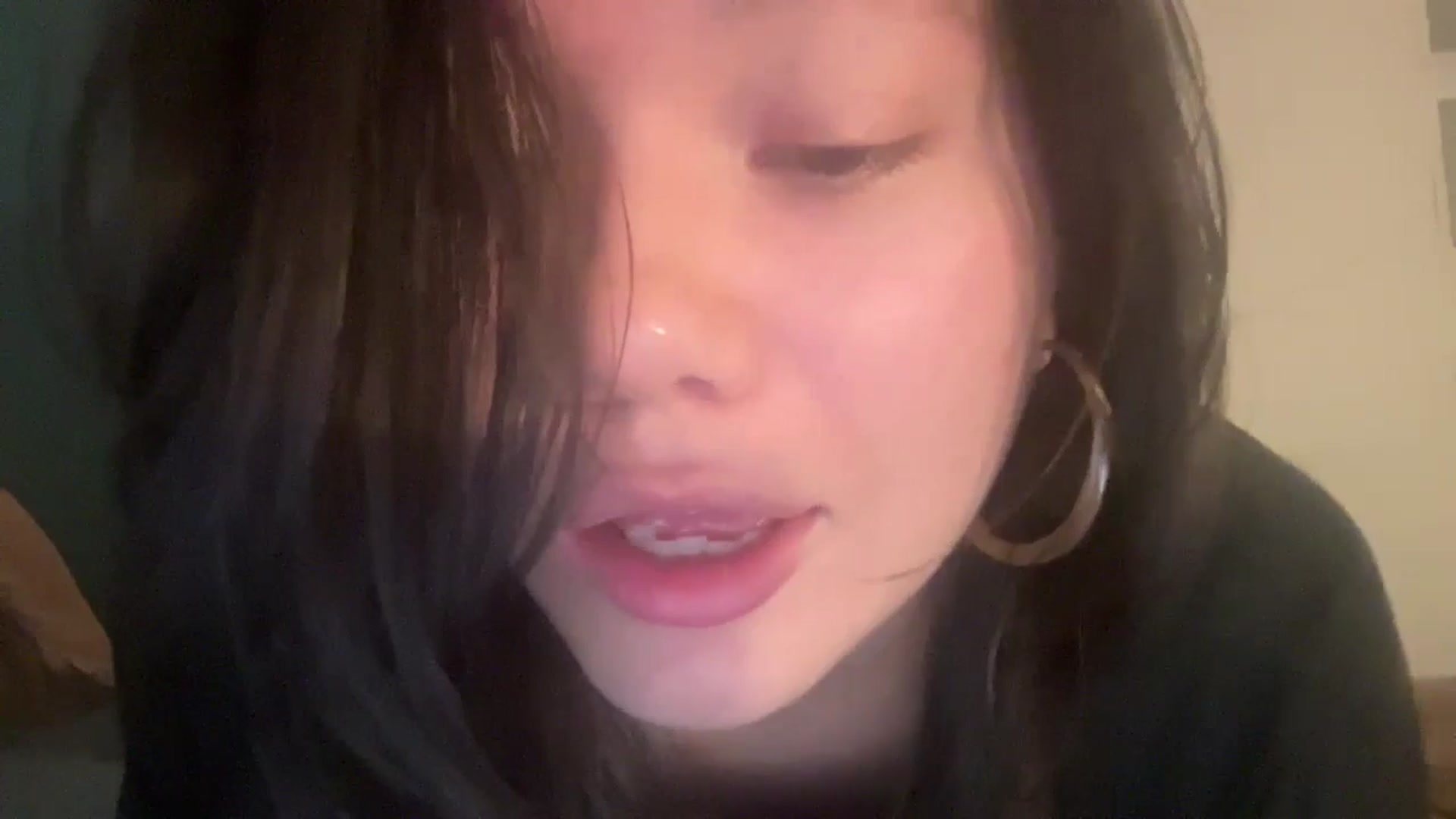 Gallery image thumbnail from imava's myfreecams stream on, 06/13/2024, 09:09 image 18 of 20