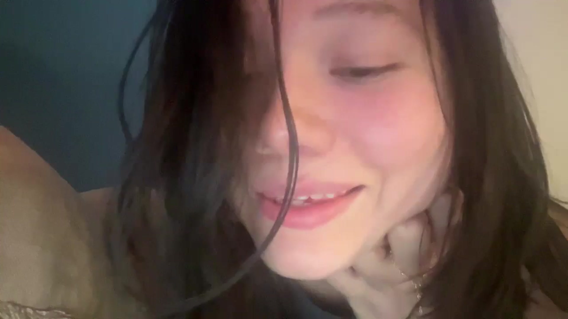 Gallery image thumbnail from imava's myfreecams stream on, 06/20/2024, 06:54 image 19 of 20