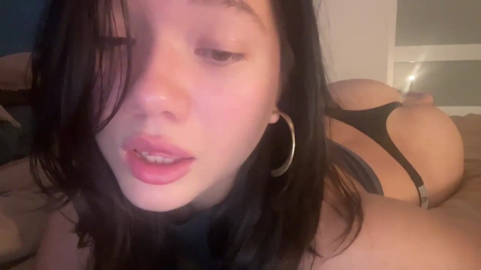 Gallery image thumbnail from imava's myfreecams stream on, 06/20/2024, 06:54 image 5 of 20