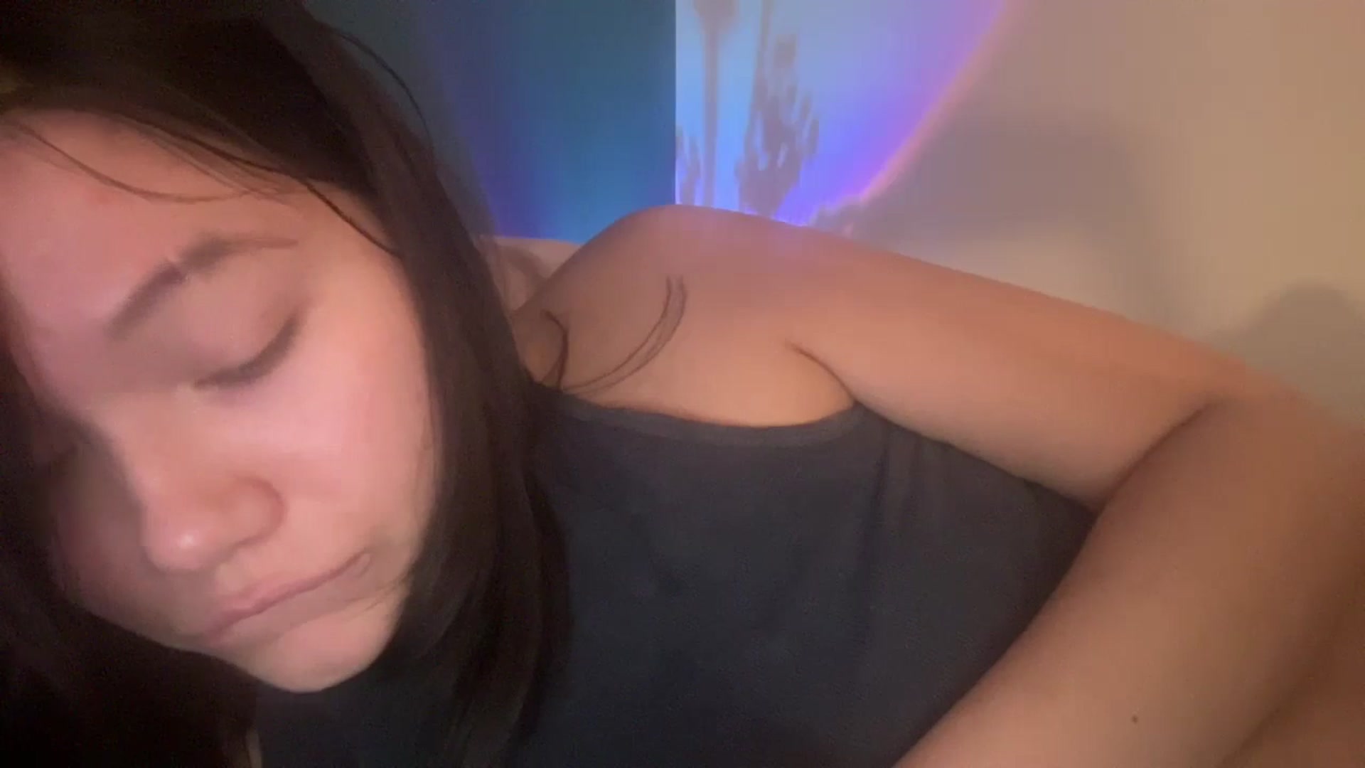 Gallery image thumbnail from imava's myfreecams stream on, 06/20/2024, 07:36 image 8 of 20