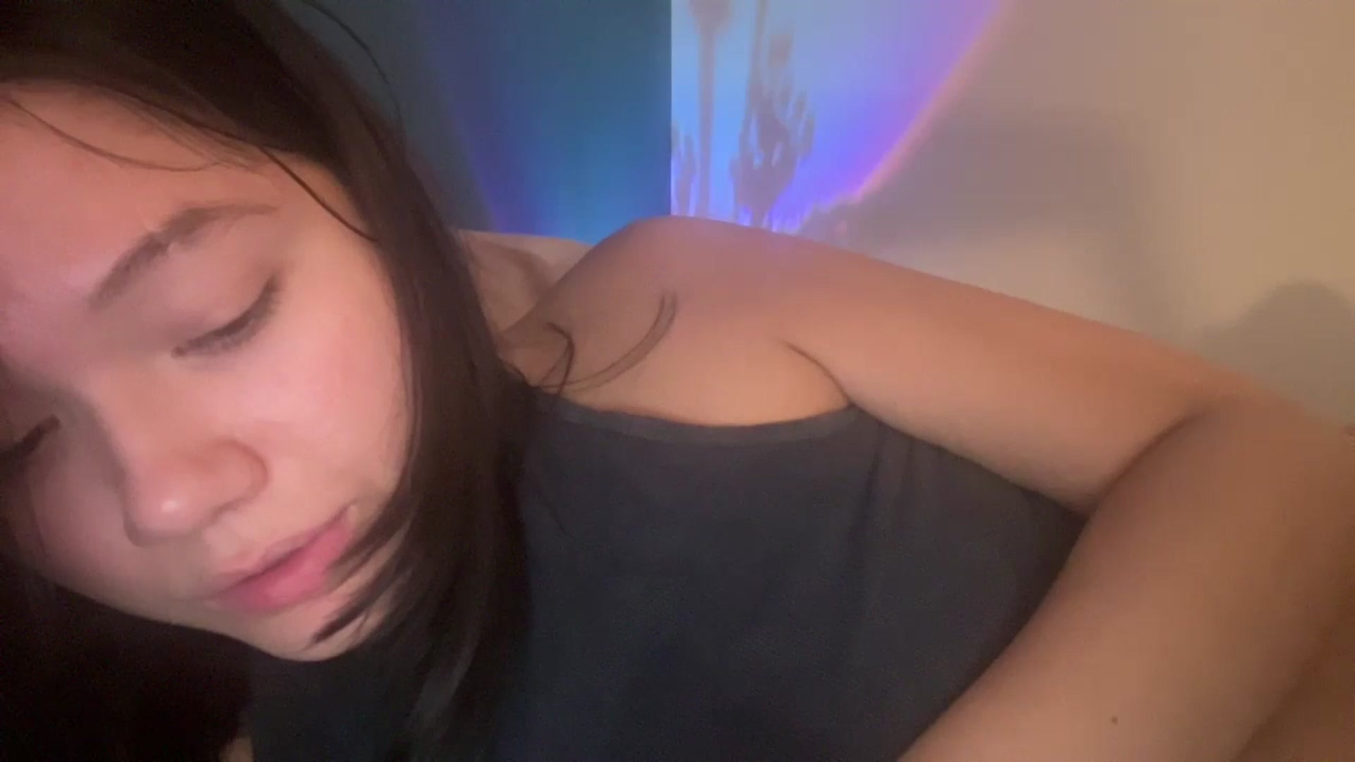 Gallery image thumbnail from imava's myfreecams stream on, 06/20/2024, 07:36 image 11 of 20