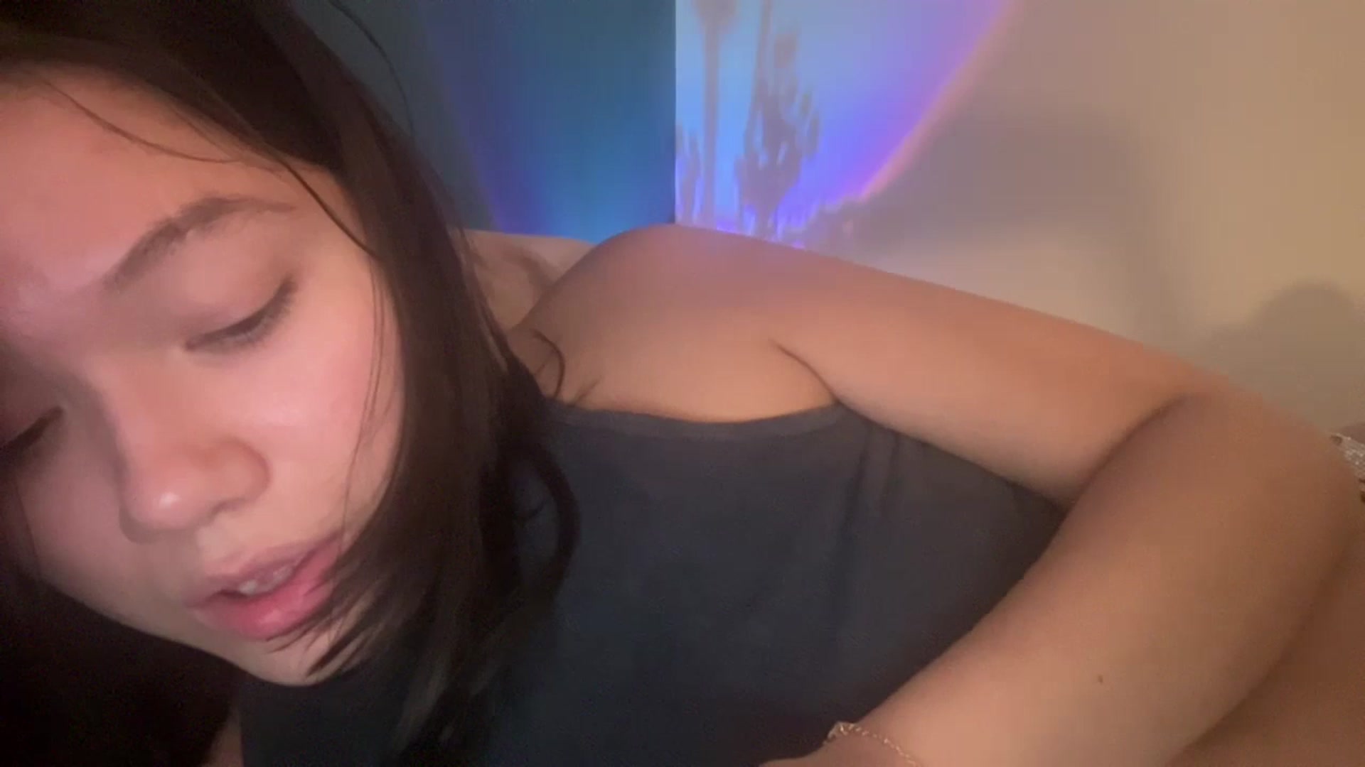 Gallery image thumbnail from imava's myfreecams stream on, 06/20/2024, 07:36 image 13 of 20