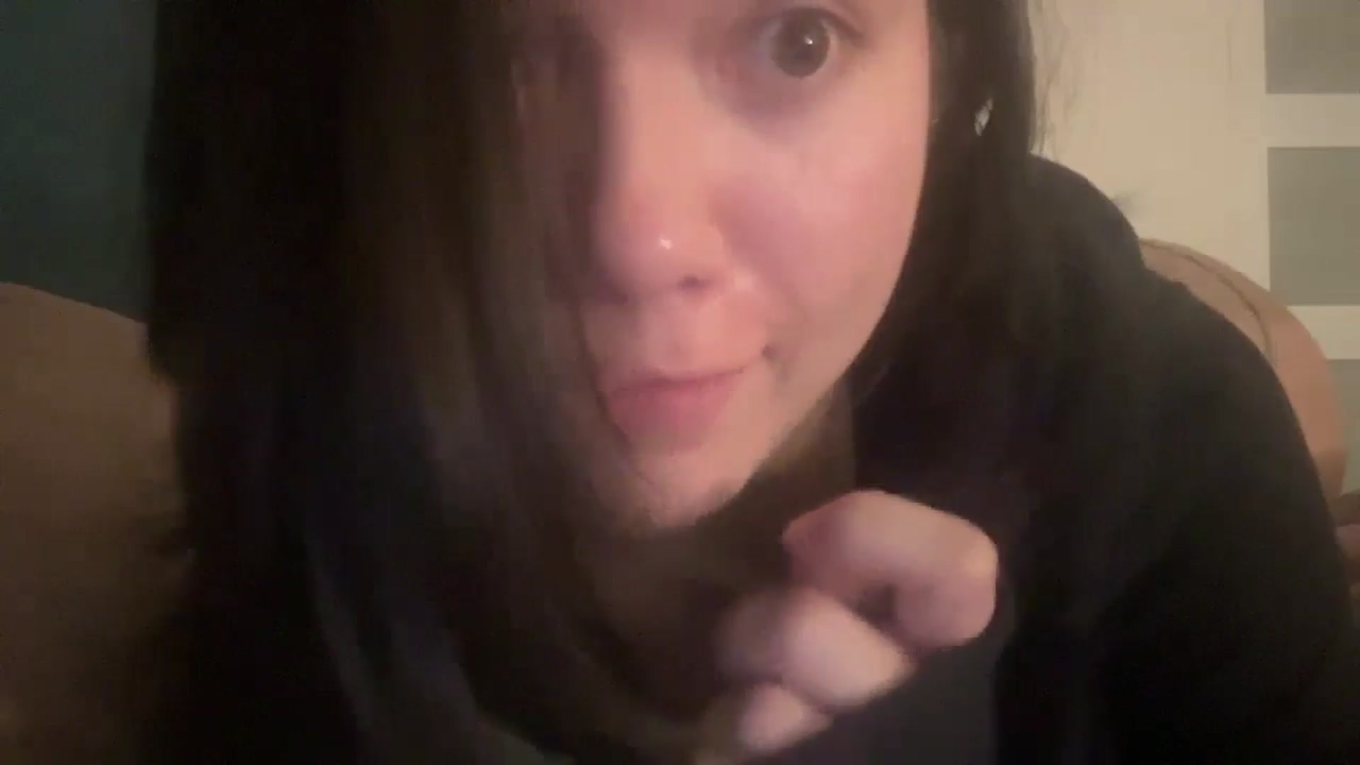 Gallery image thumbnail from imava's myfreecams stream on, 06/21/2024, 09:22 image 10 of 20