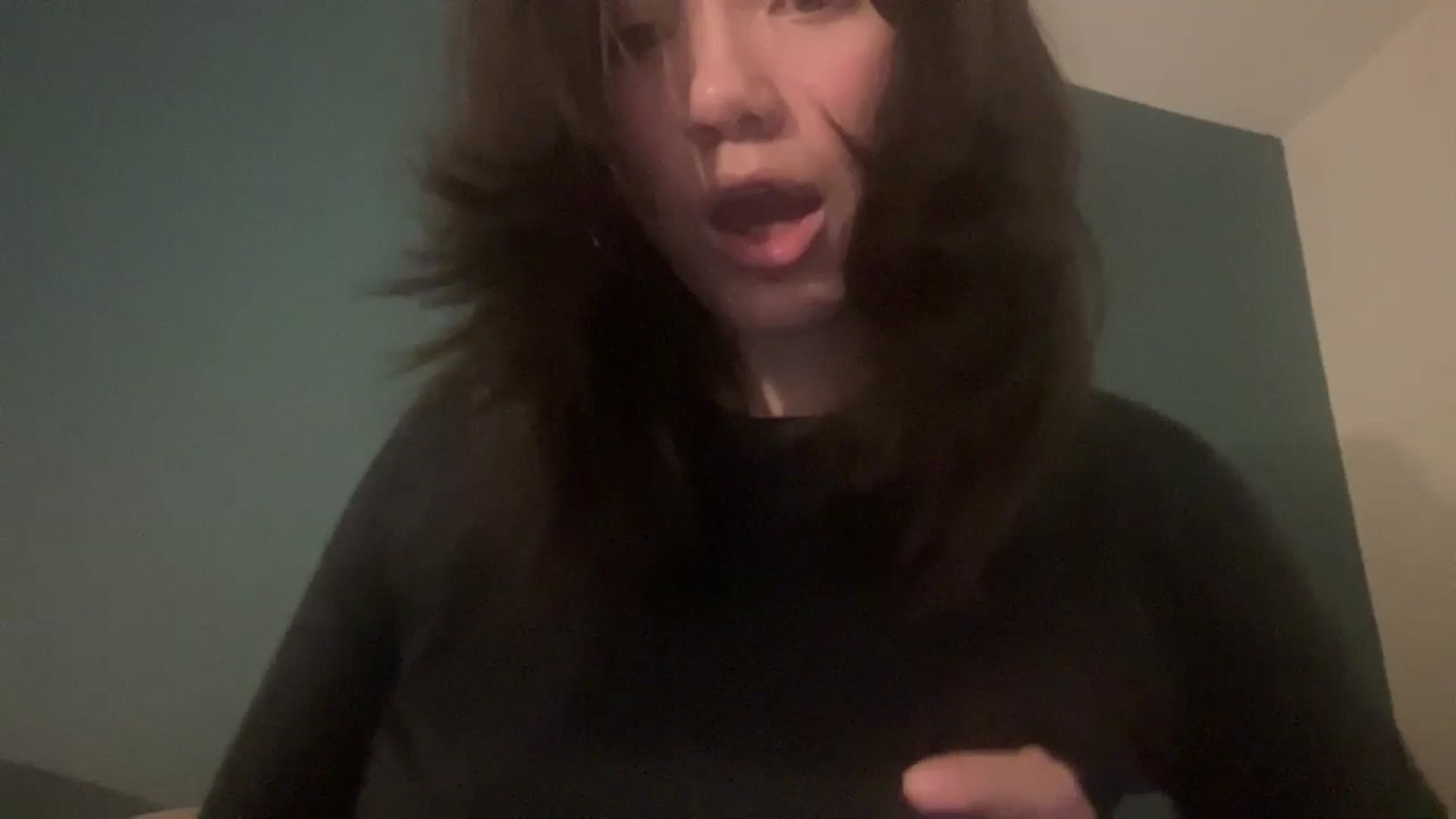 Gallery image thumbnail from imava's myfreecams stream on, 06/23/2024, 07:21 image 14 of 20