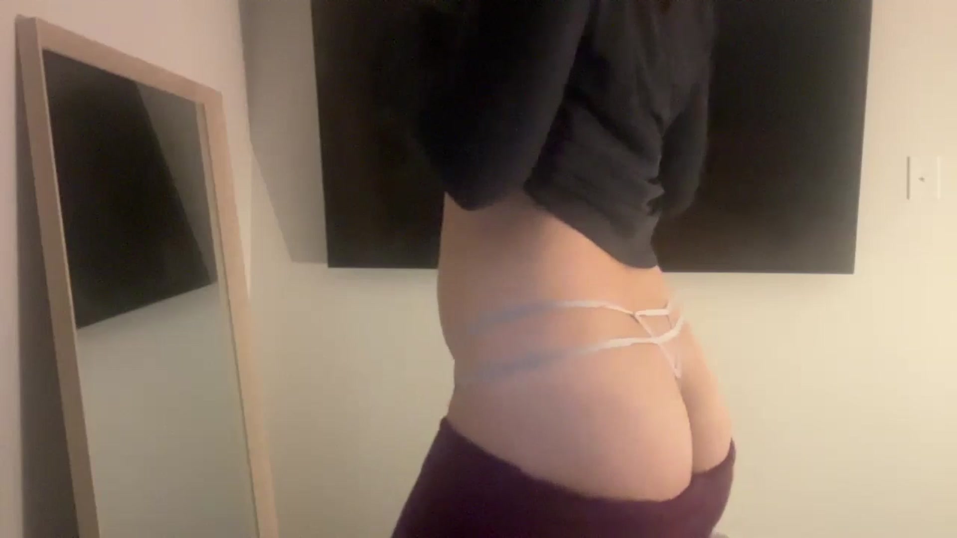 Gallery image thumbnail from imava's myfreecams stream on, 06/23/2024, 07:21 image 10 of 20
