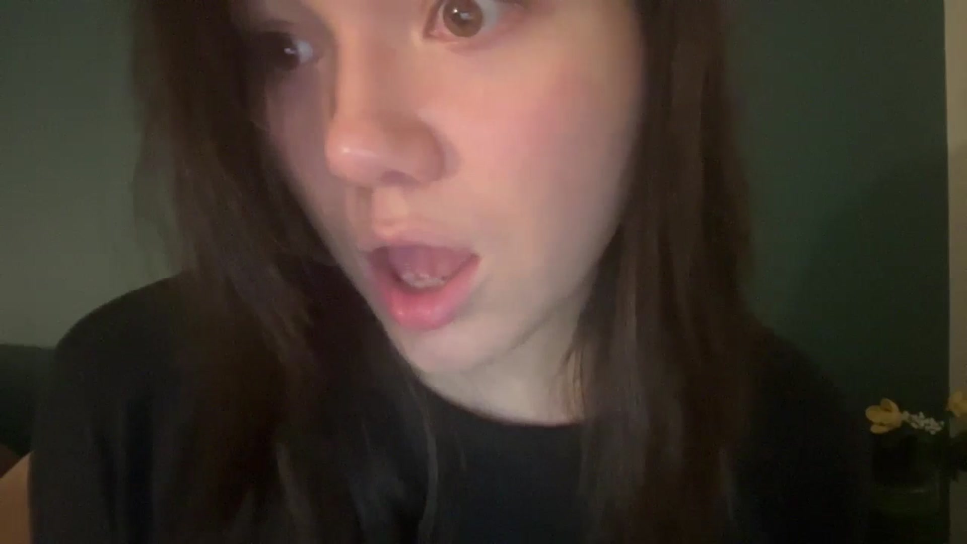 Gallery image thumbnail from imava's myfreecams stream on, 06/23/2024, 08:13 image 6 of 20