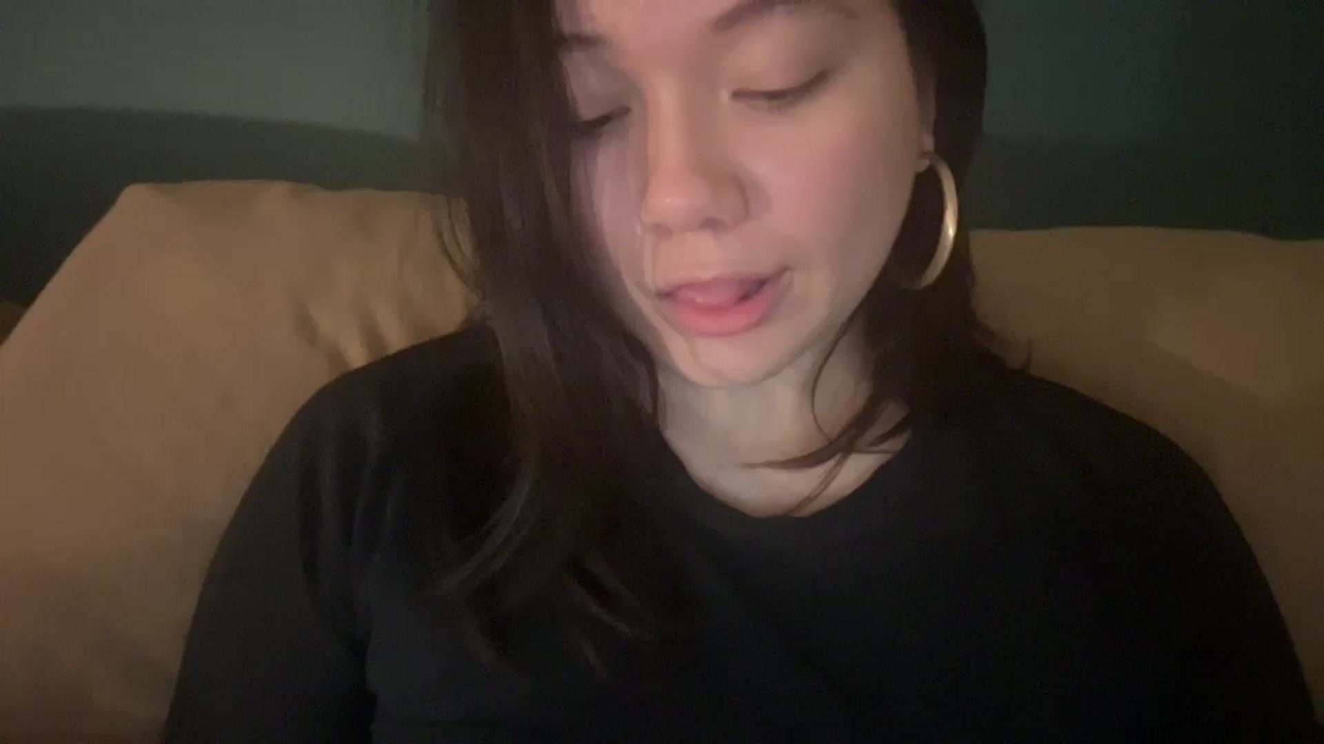 Gallery image thumbnail from imava's myfreecams stream on, 06/23/2024, 08:13 image 15 of 20