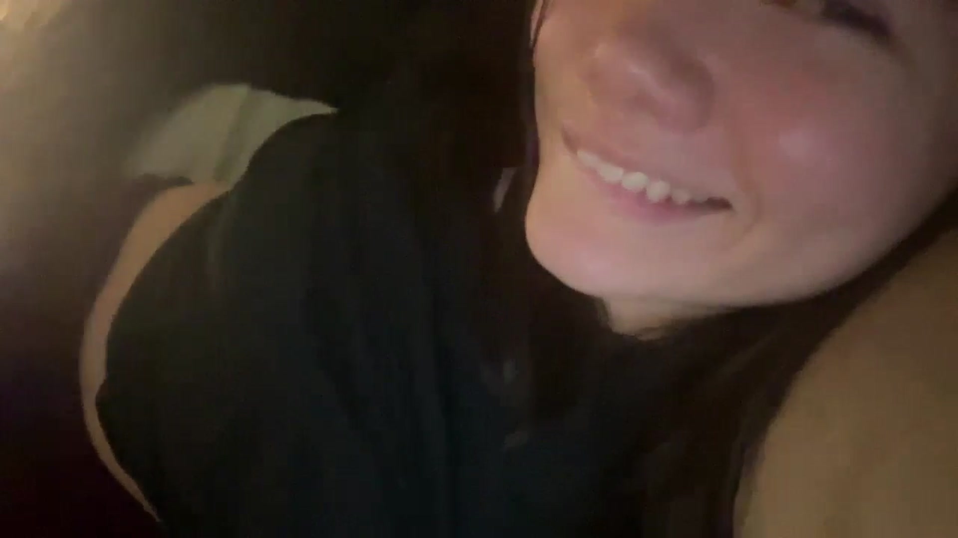 Gallery image thumbnail from imava's myfreecams stream on, 06/23/2024, 08:13 image 5 of 20