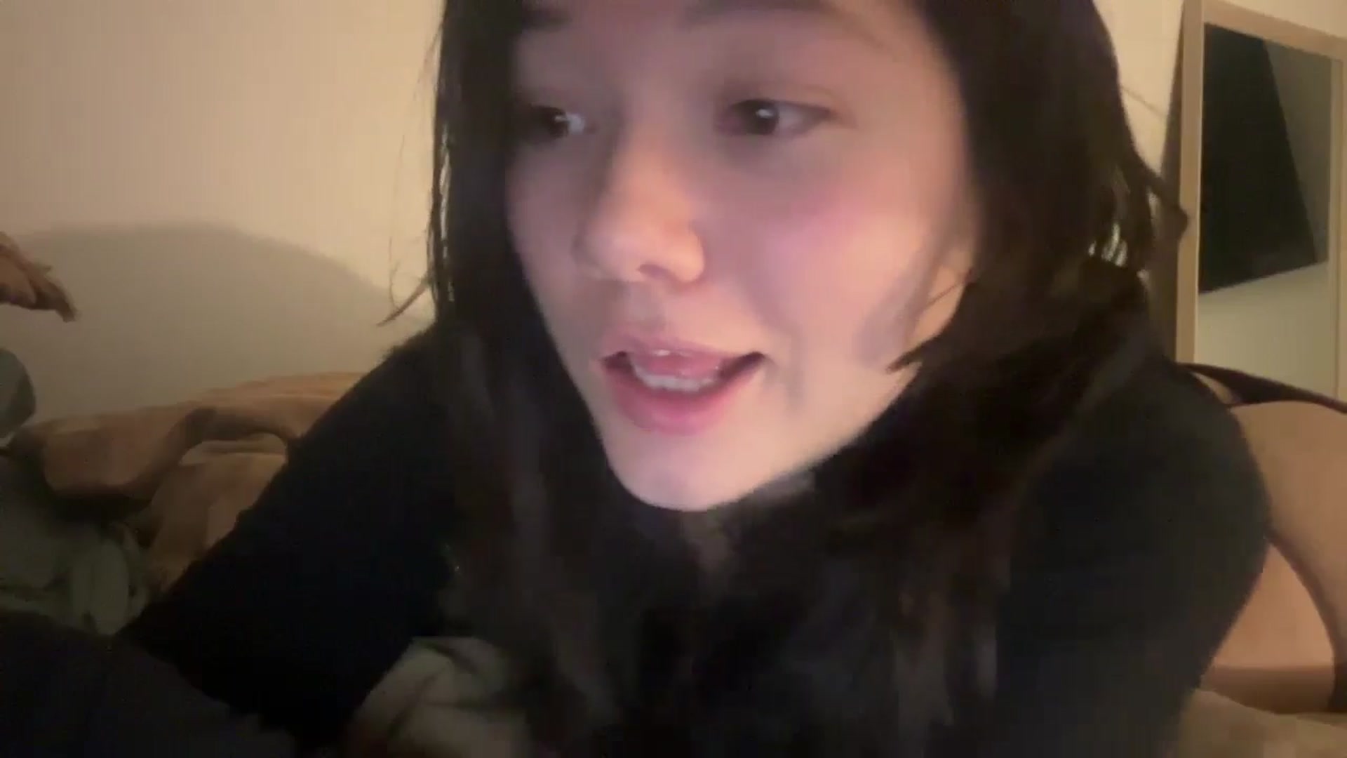 Gallery image thumbnail from imava's myfreecams stream on, 06/26/2024, 08:35 image 10 of 20