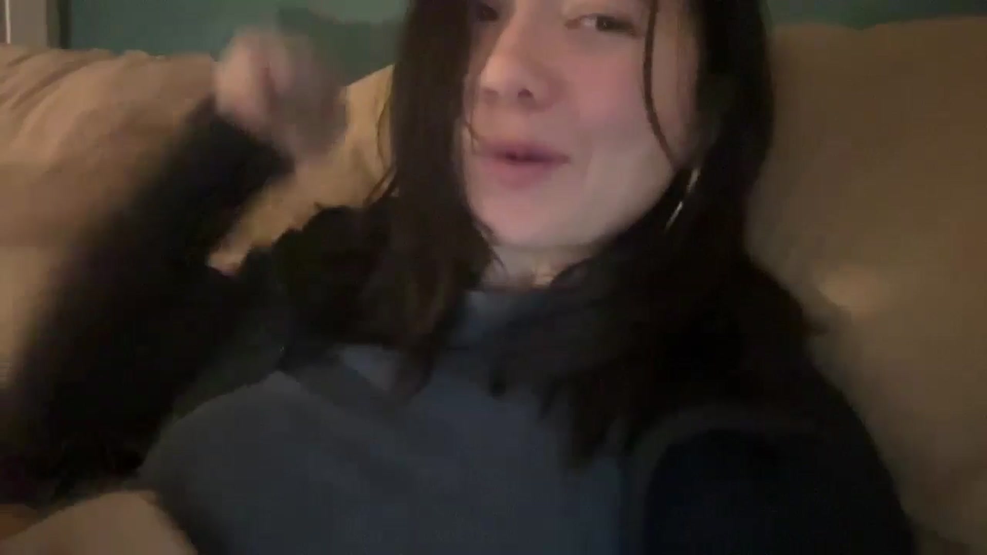Gallery image thumbnail from imava's myfreecams stream on, 06/27/2024, 24:40 image 15 of 20