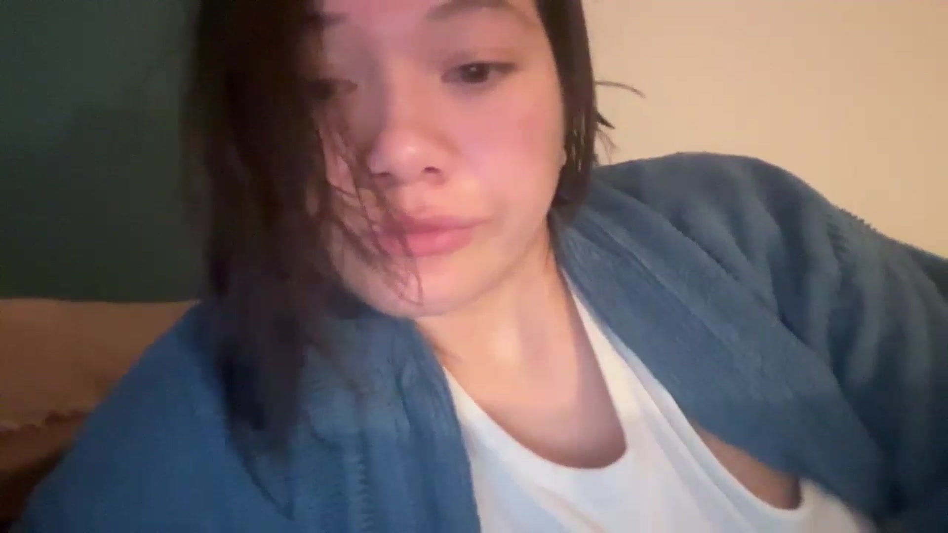 Gallery image thumbnail from imava's myfreecams stream on, 06/27/2024, 10:54 image 8 of 20