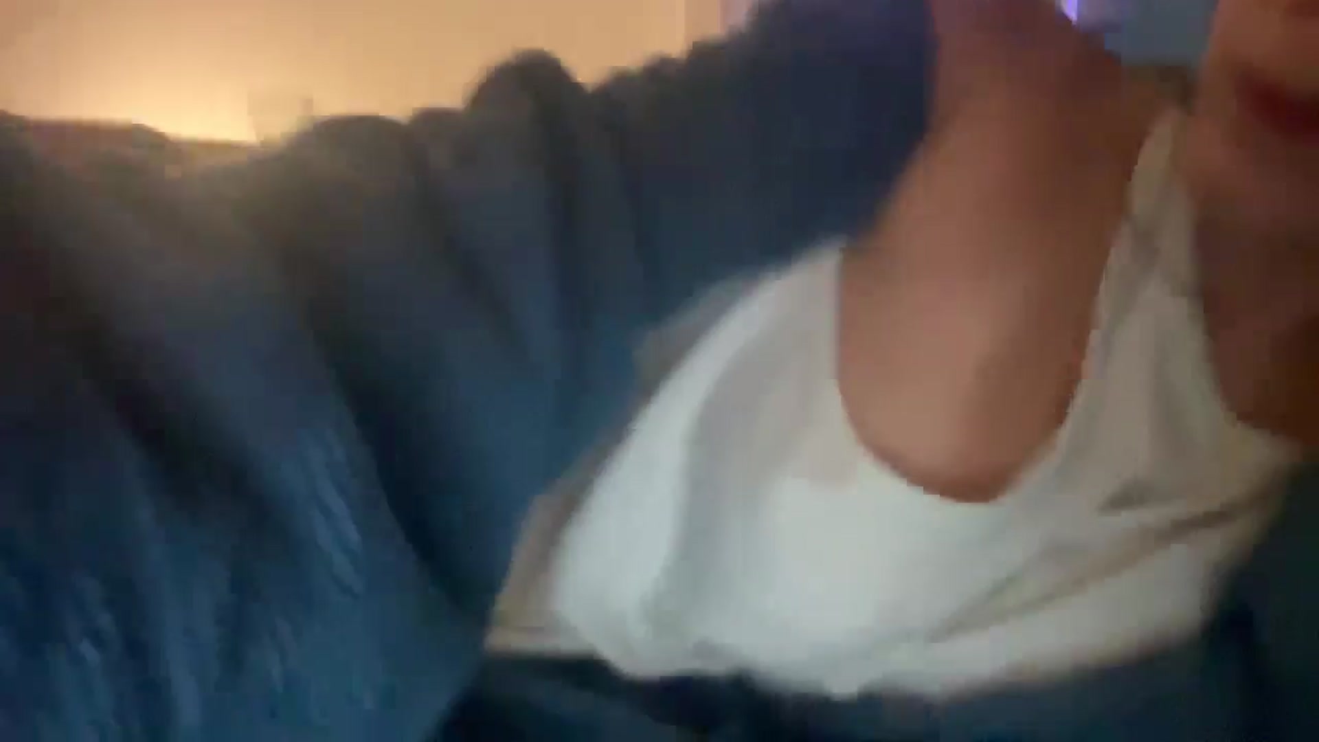 Gallery image thumbnail from imava's myfreecams stream on, 06/27/2024, 12:44 image 10 of 20