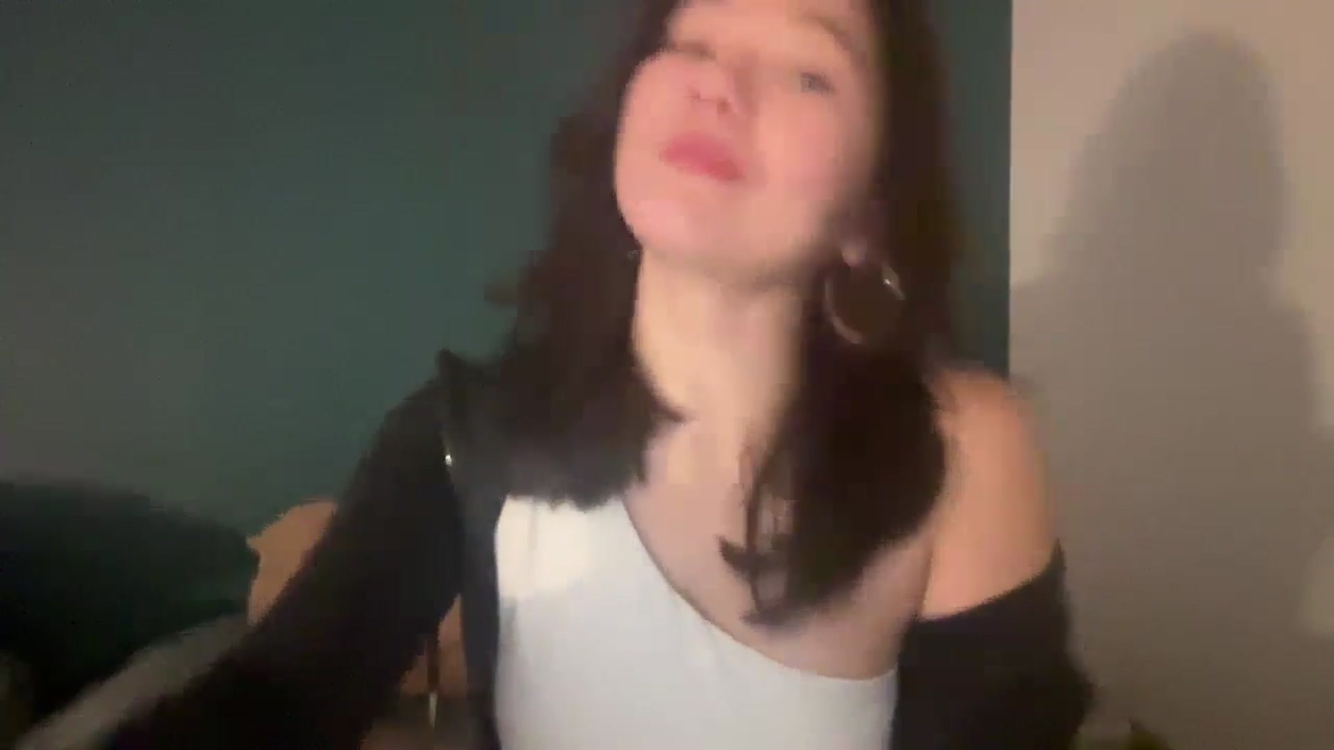 Gallery image thumbnail from imava's myfreecams stream on, 07/02/2024, 21:09 image 5 of 20