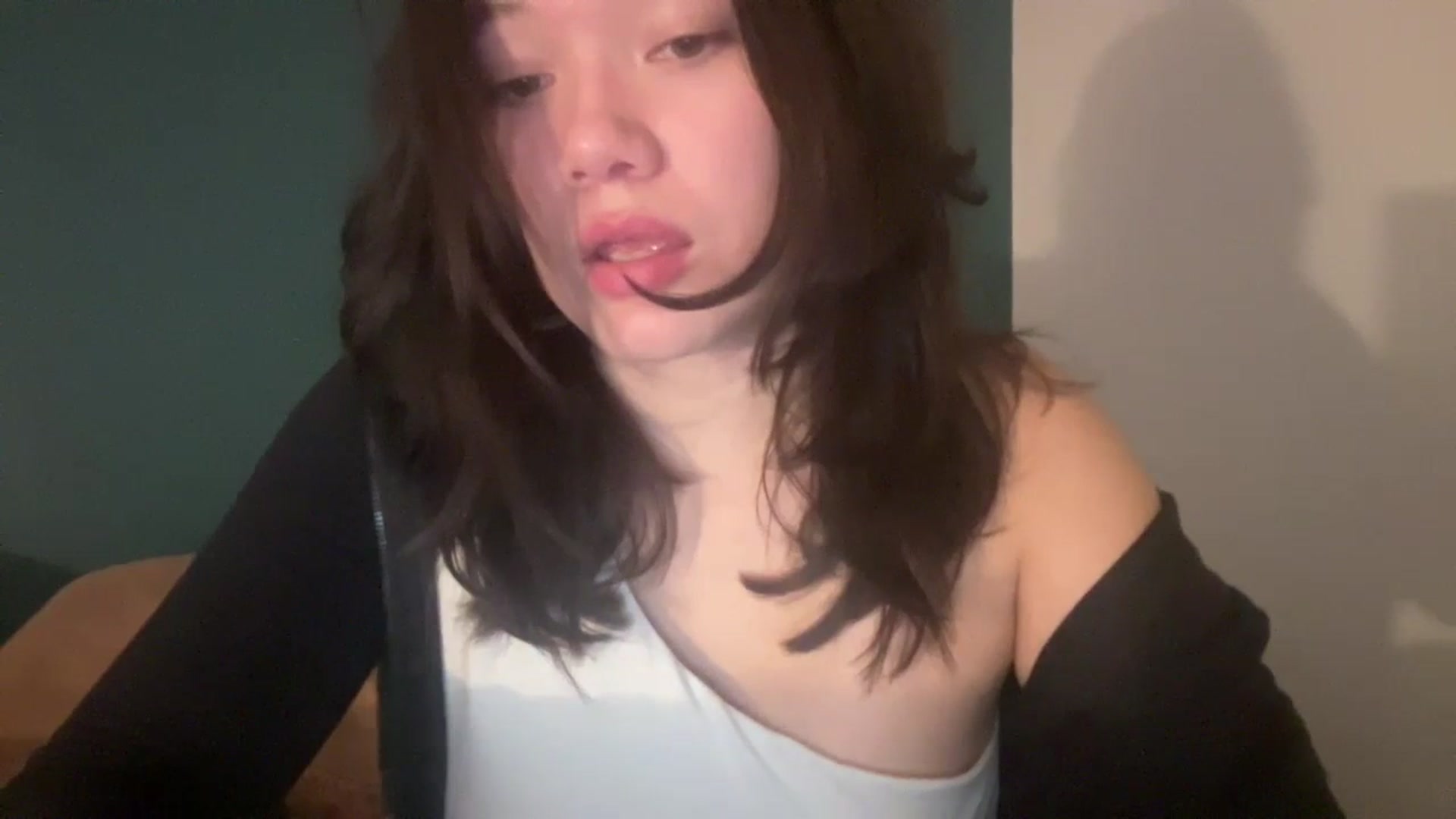 Gallery image thumbnail from imava's myfreecams stream on, 07/02/2024, 21:09 image 3 of 20