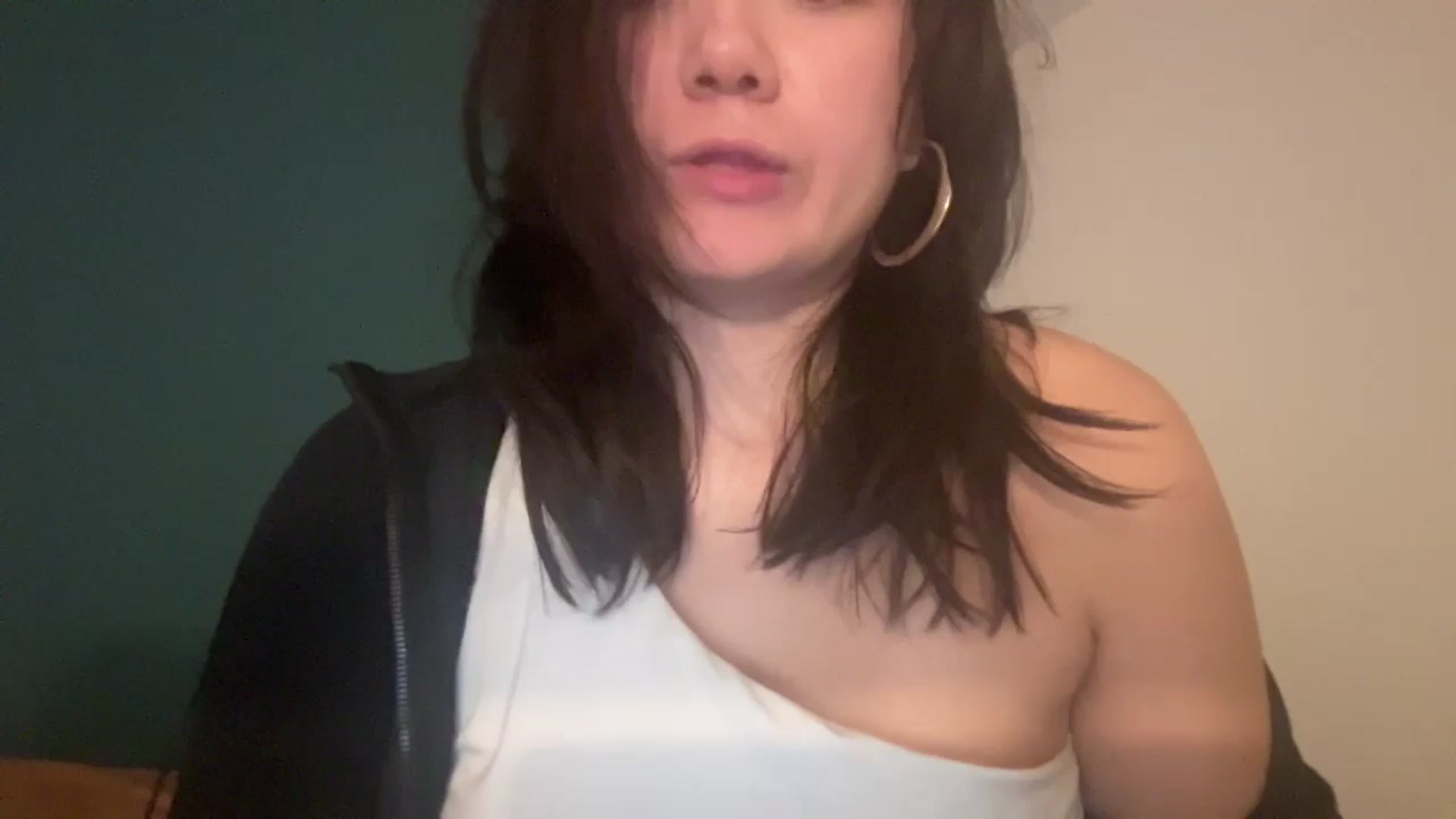 Gallery image thumbnail from imava's myfreecams stream on, 07/03/2024, 04:24 image 16 of 20