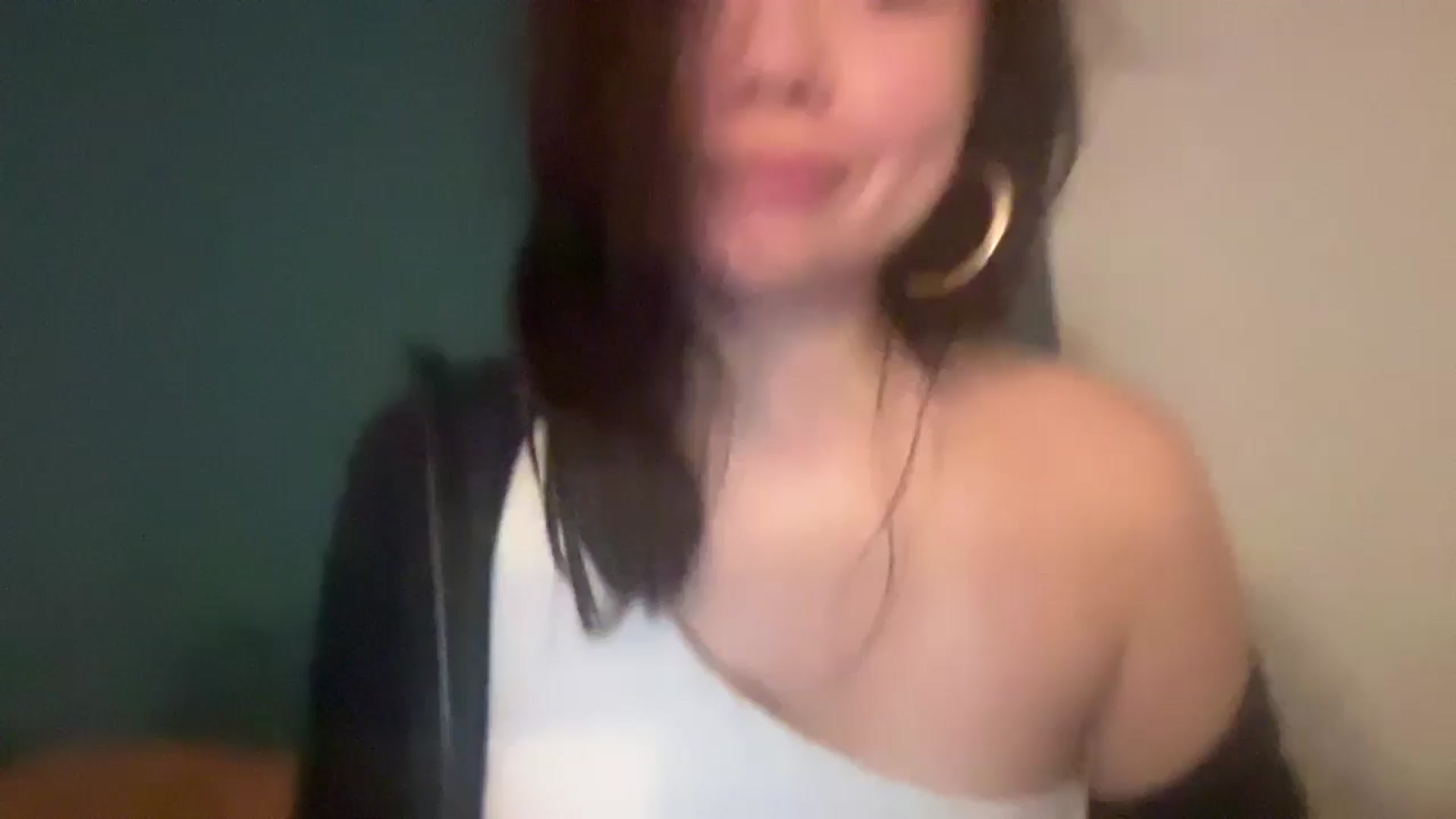 Gallery image thumbnail from imava's myfreecams stream on, 07/03/2024, 04:24 image 12 of 20