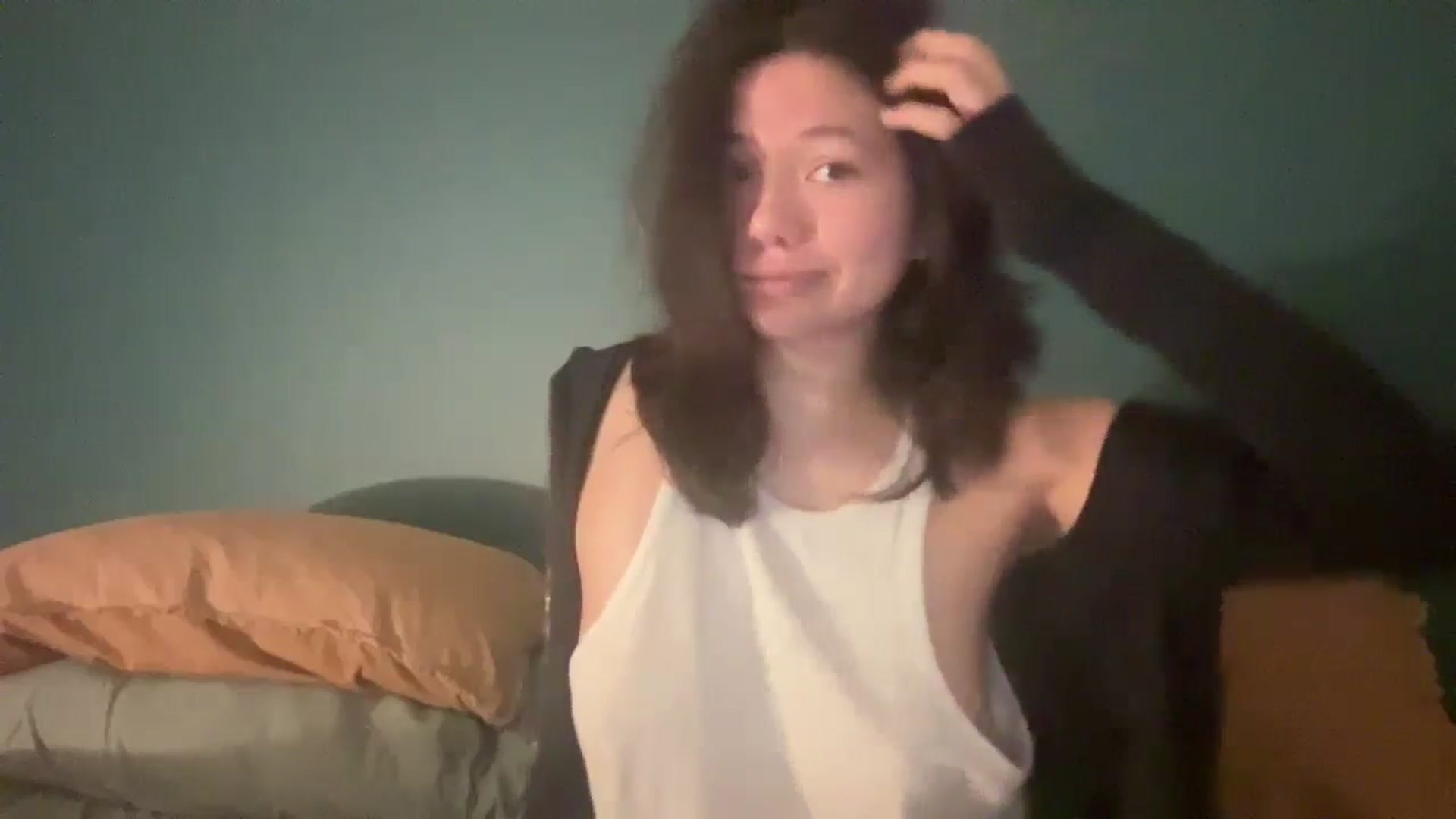 Gallery image thumbnail from imava's myfreecams stream on, 07/05/2024, 21:28 image 3 of 20