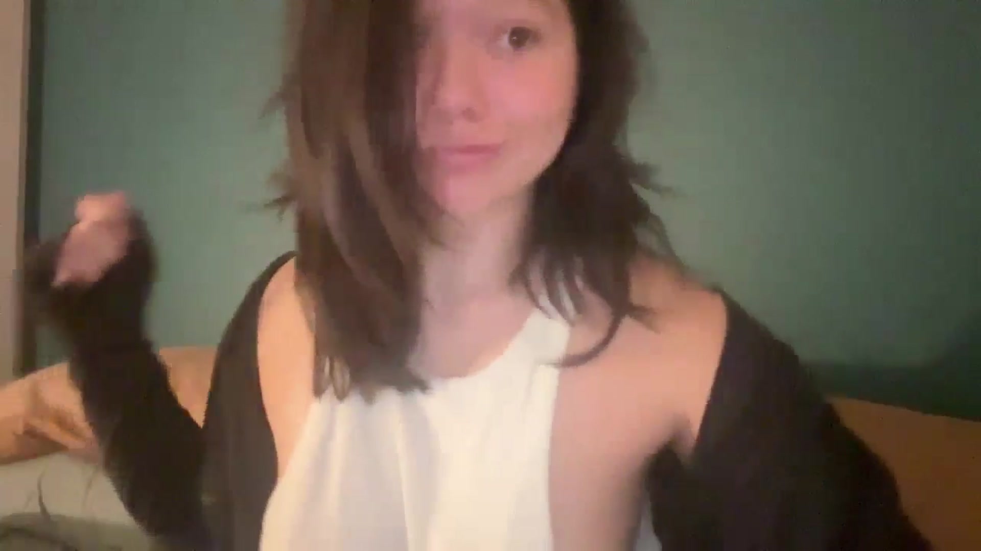 Gallery image thumbnail from imava's myfreecams stream on, 07/05/2024, 21:28 image 8 of 20