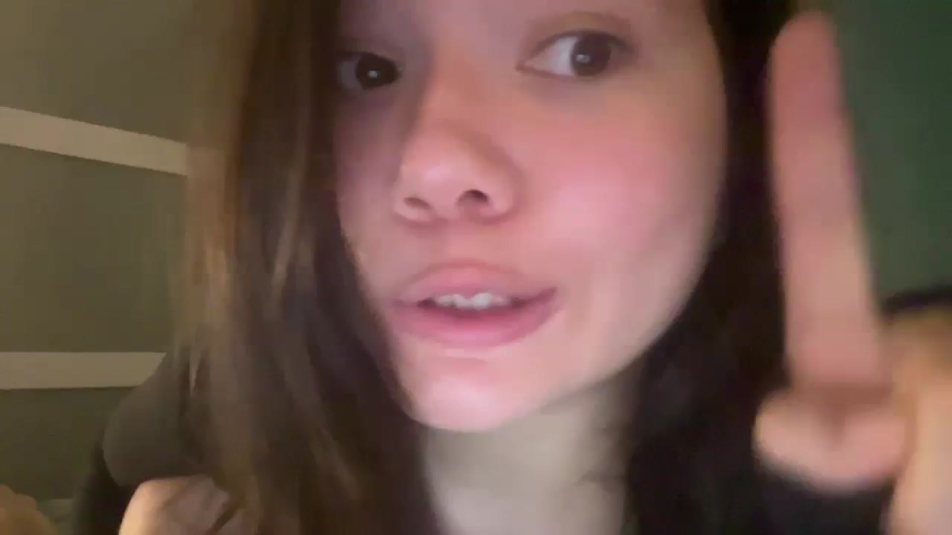 Gallery image thumbnail from imava's myfreecams stream on, 07/05/2024, 21:28 image 11 of 20