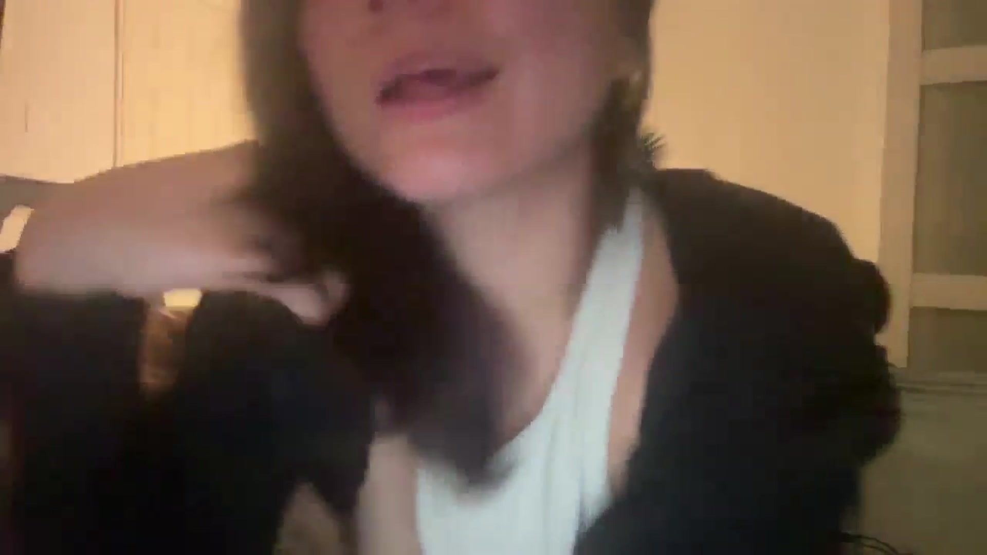 Gallery image thumbnail from imava's myfreecams stream on, 07/05/2024, 23:11 image 10 of 20