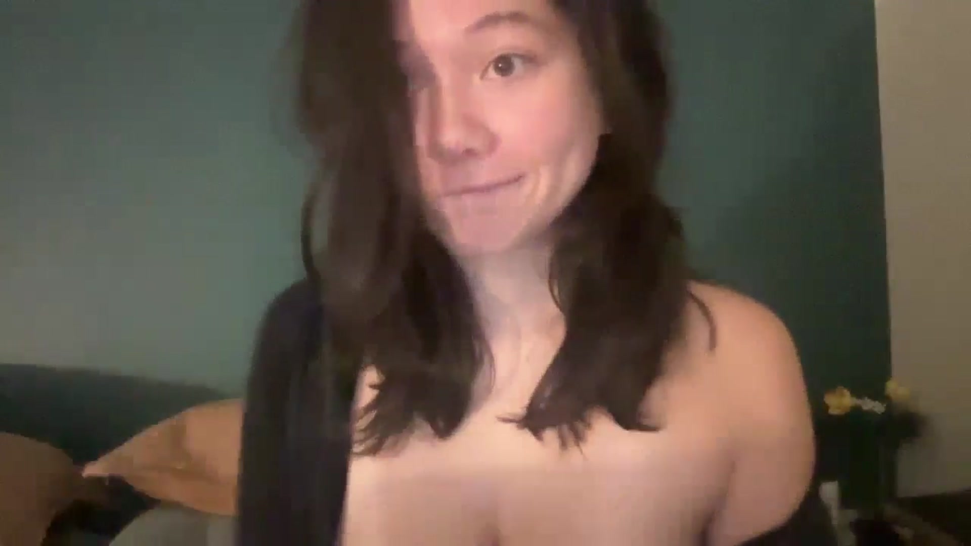 Gallery image thumbnail from imava's myfreecams stream on, 07/07/2024, 08:06 image 5 of 20