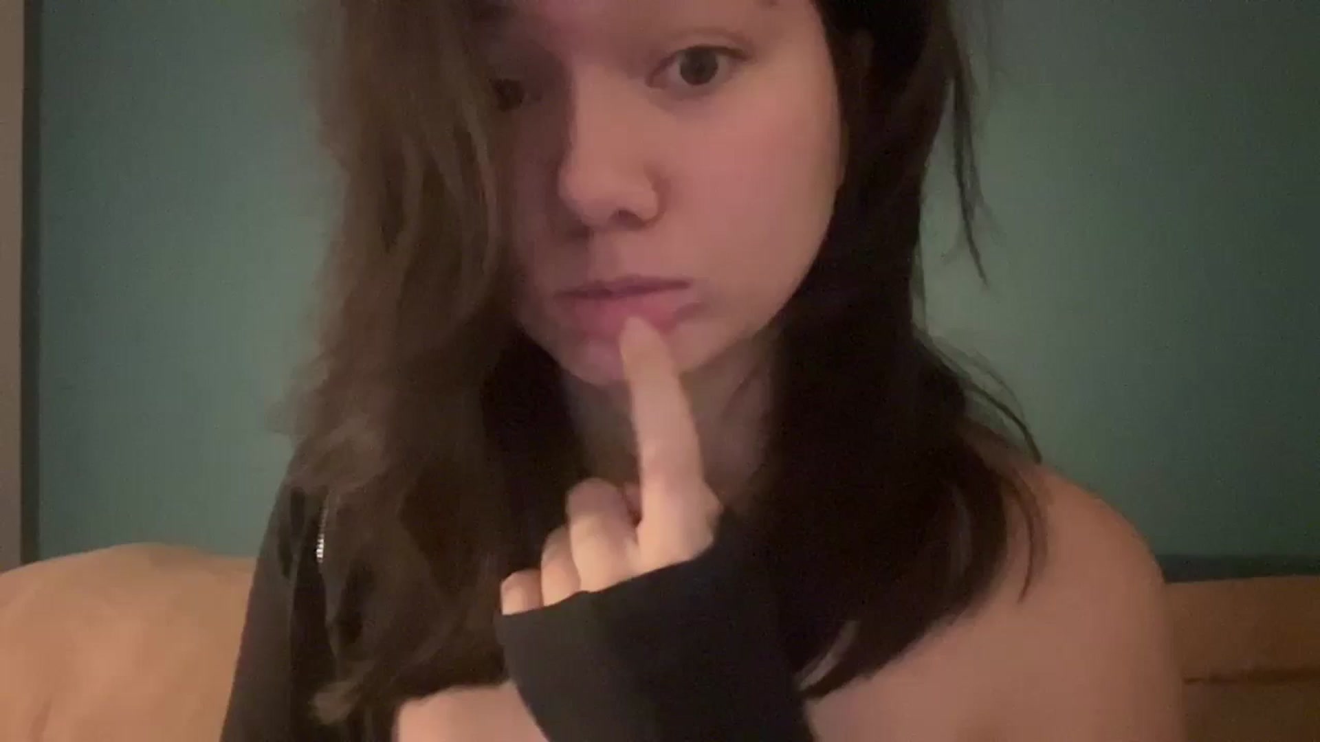 Gallery image thumbnail from imava's myfreecams stream on, 07/15/2024, 02:41 image 1 of 20