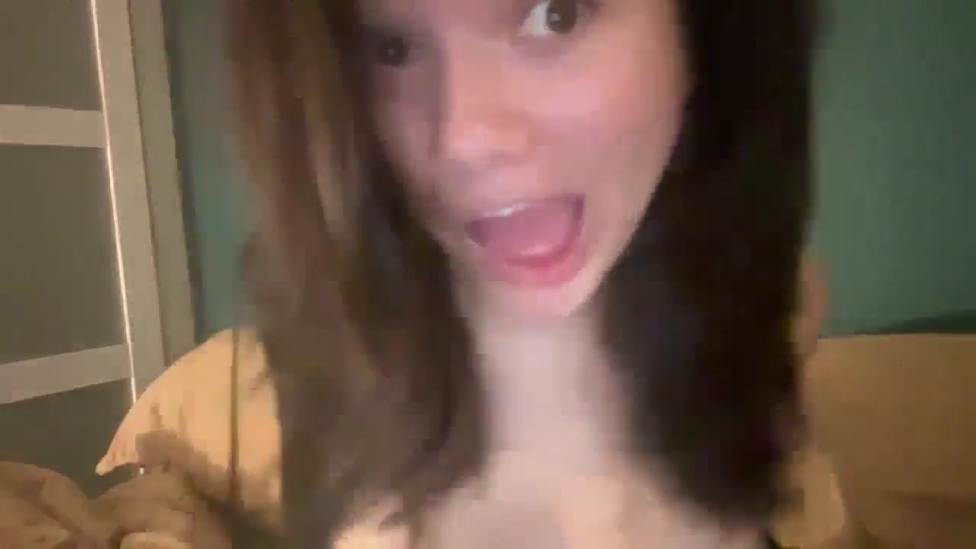 Gallery image thumbnail from imava's myfreecams stream on, 07/15/2024, 06:21 image 6 of 20