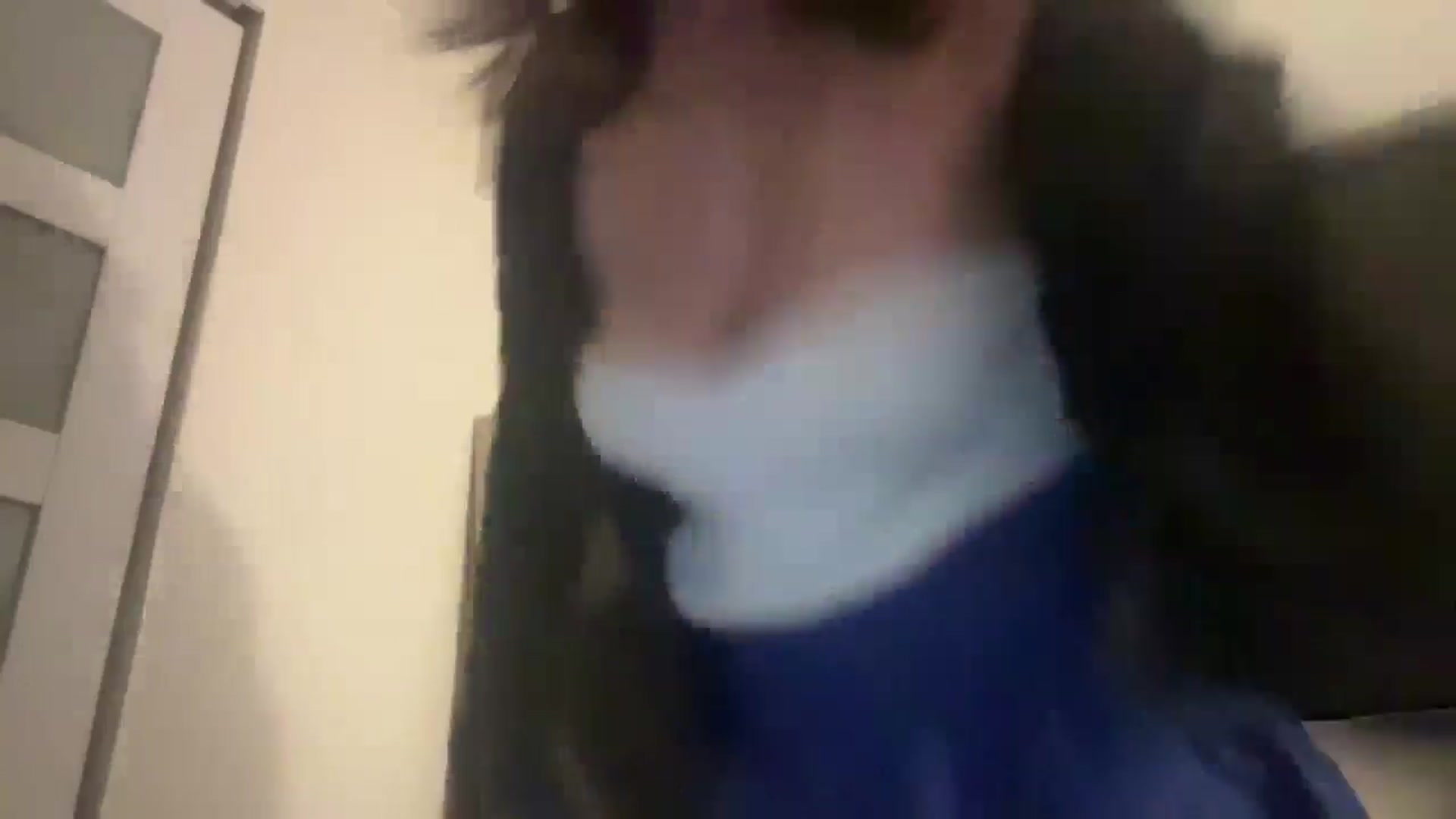 Gallery image thumbnail from imava's myfreecams stream on, 07/15/2024, 06:21 image 8 of 20