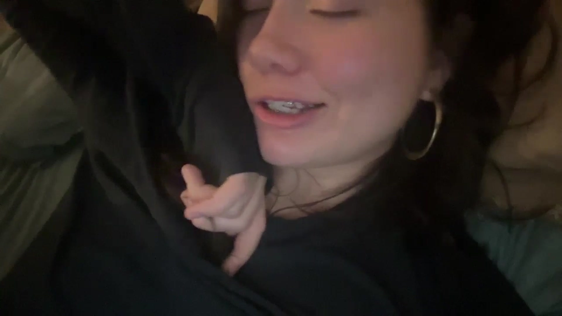 Gallery image thumbnail from imava's myfreecams stream on, 07/16/2024, 10:47 image 15 of 20