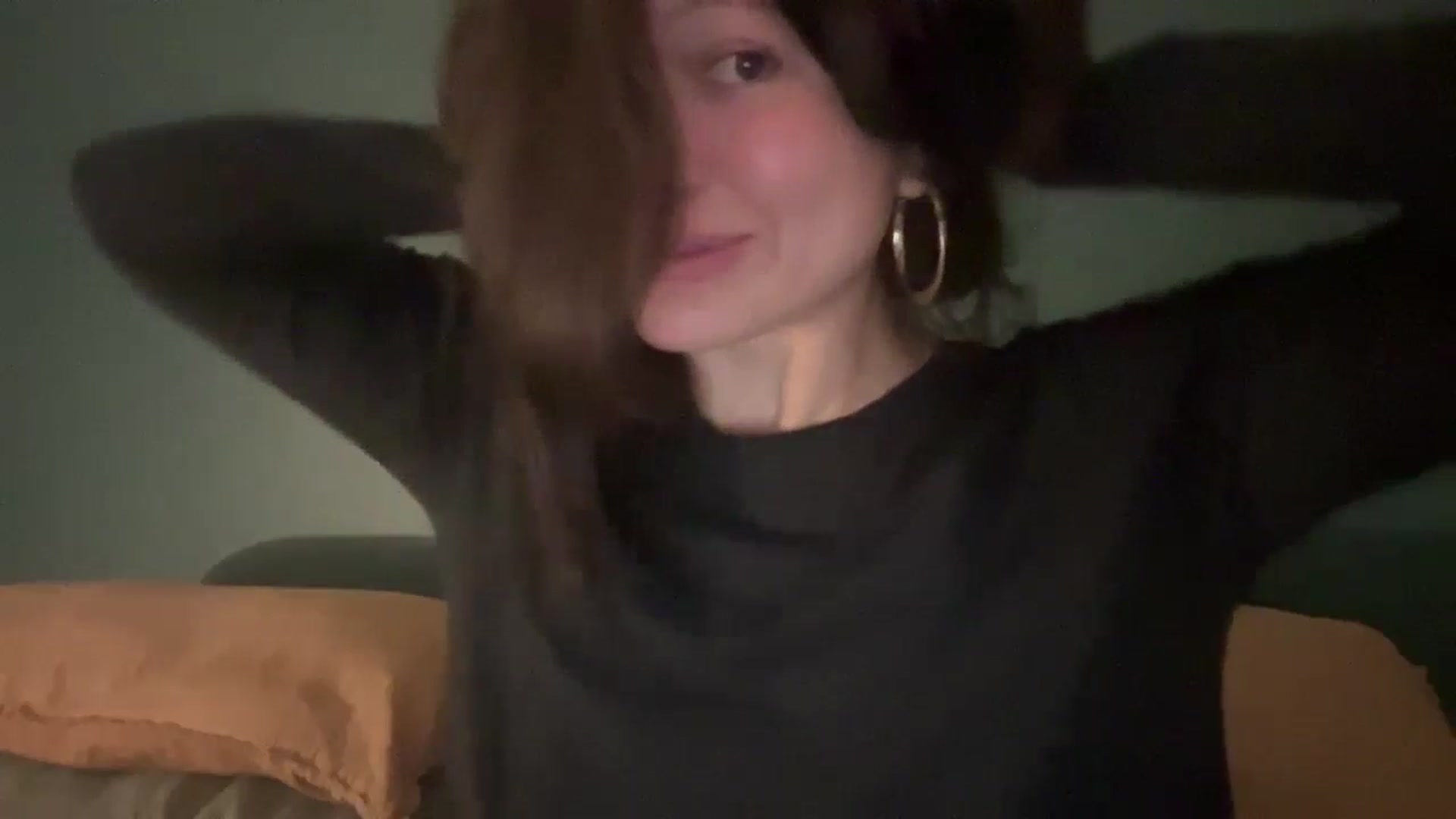 Gallery image thumbnail from imava's myfreecams stream on, 07/16/2024, 10:47 image 2 of 20