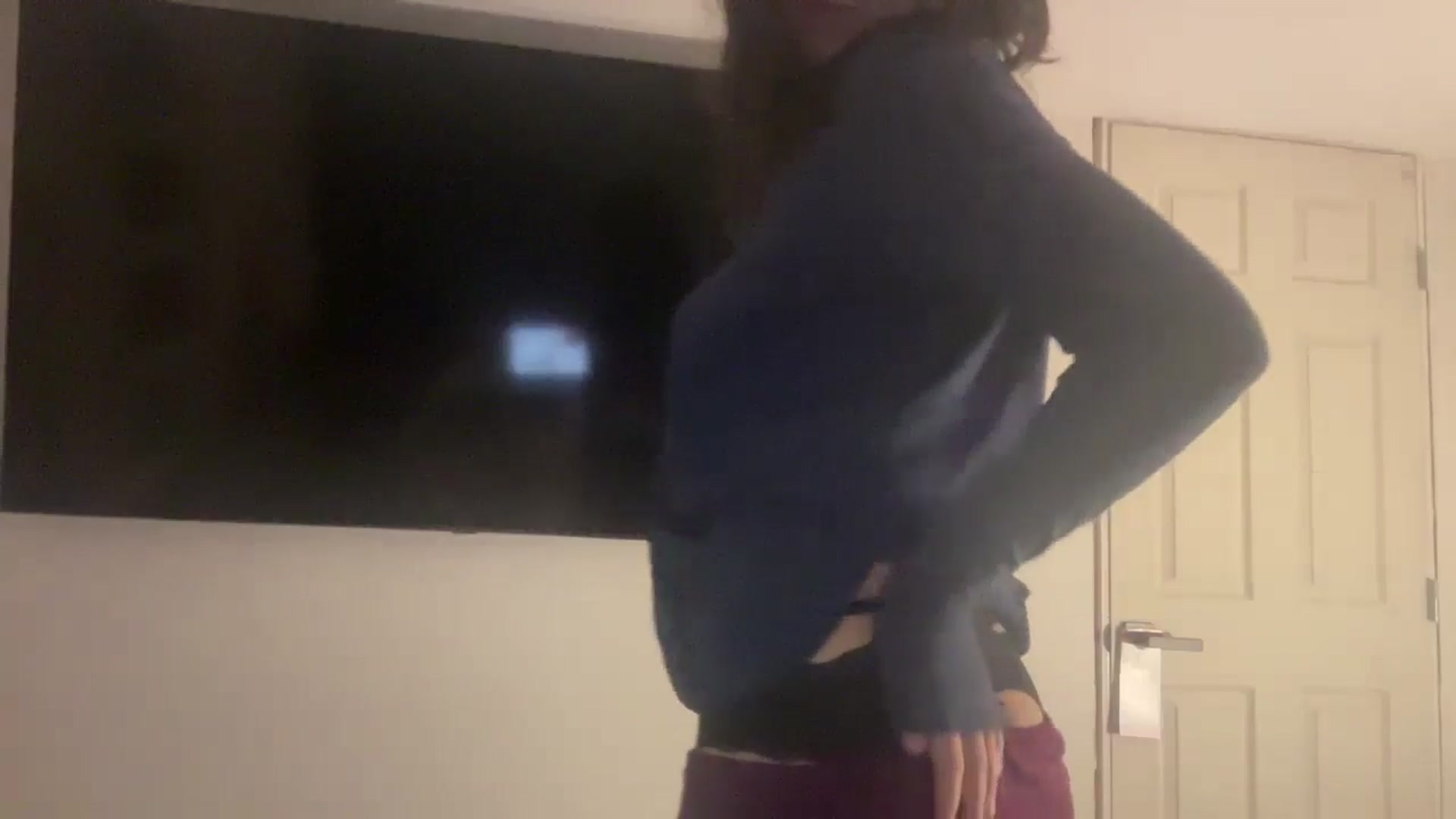 Gallery image thumbnail from imava's myfreecams stream on, 07/17/2024, 08:24 image 11 of 20