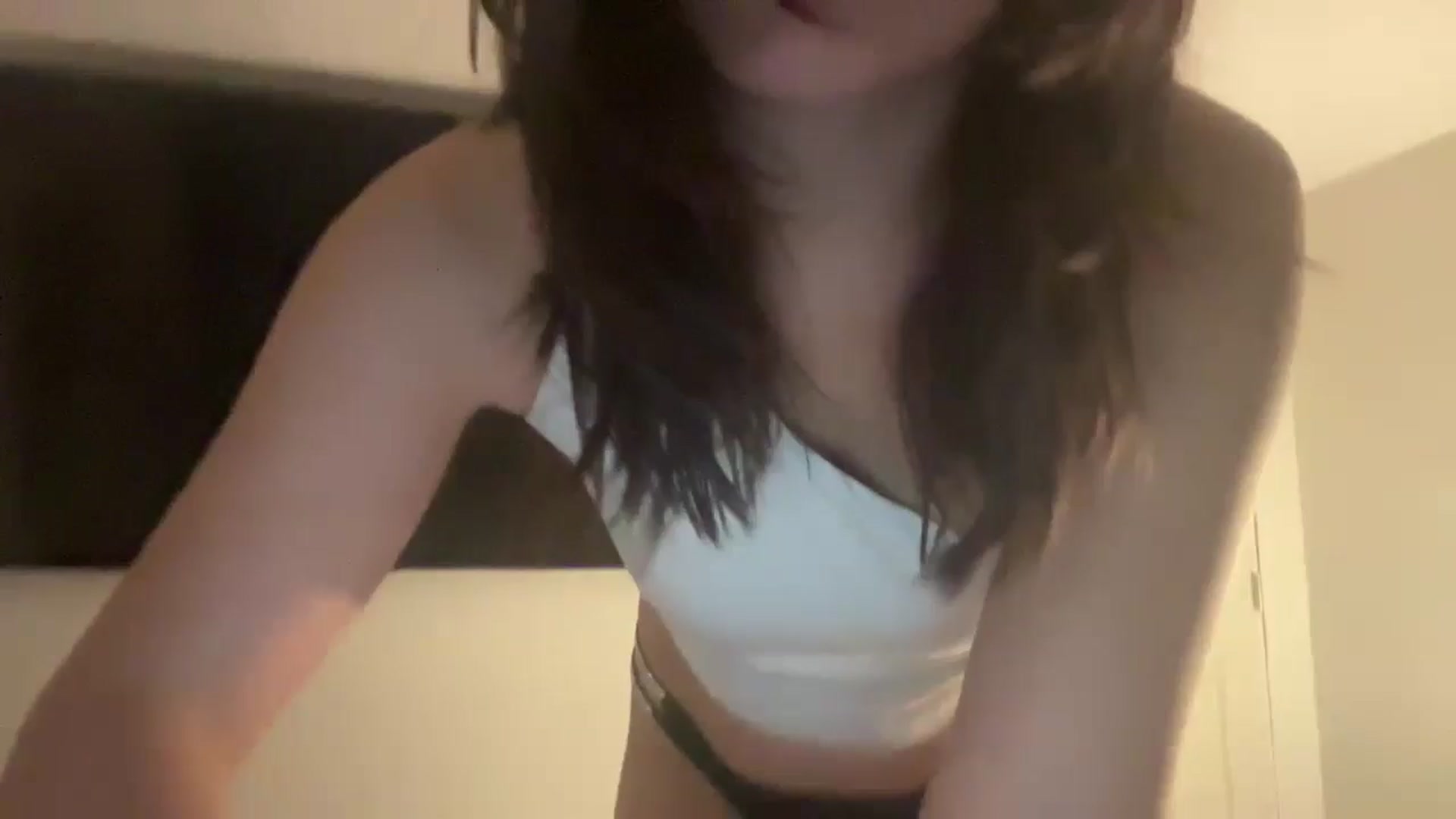 Gallery image thumbnail from imava's myfreecams stream on, 07/17/2024, 23:14 image 1 of 20