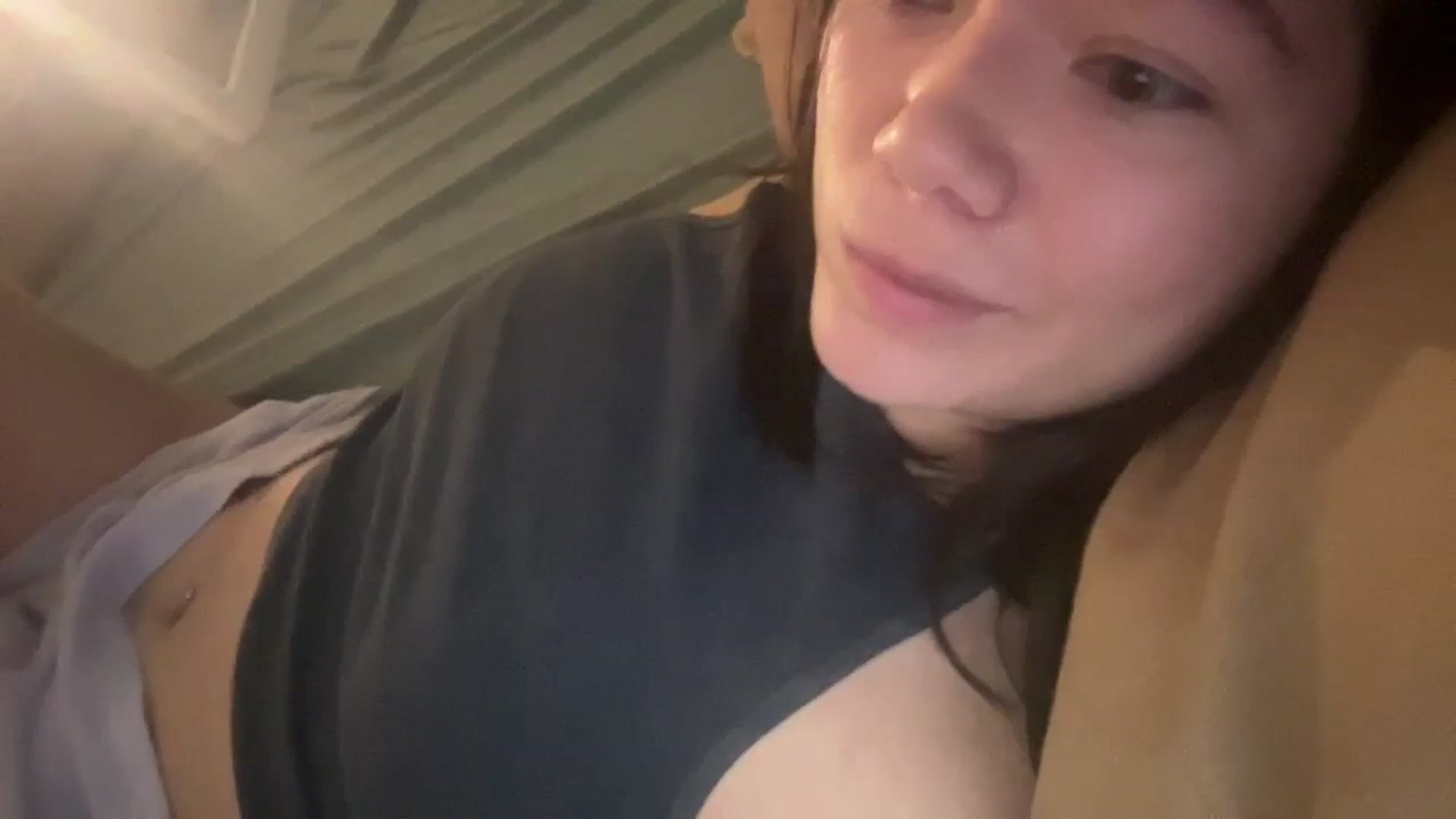 Gallery image thumbnail from imava's myfreecams stream on, 07/21/2024, 22:28 image 9 of 20