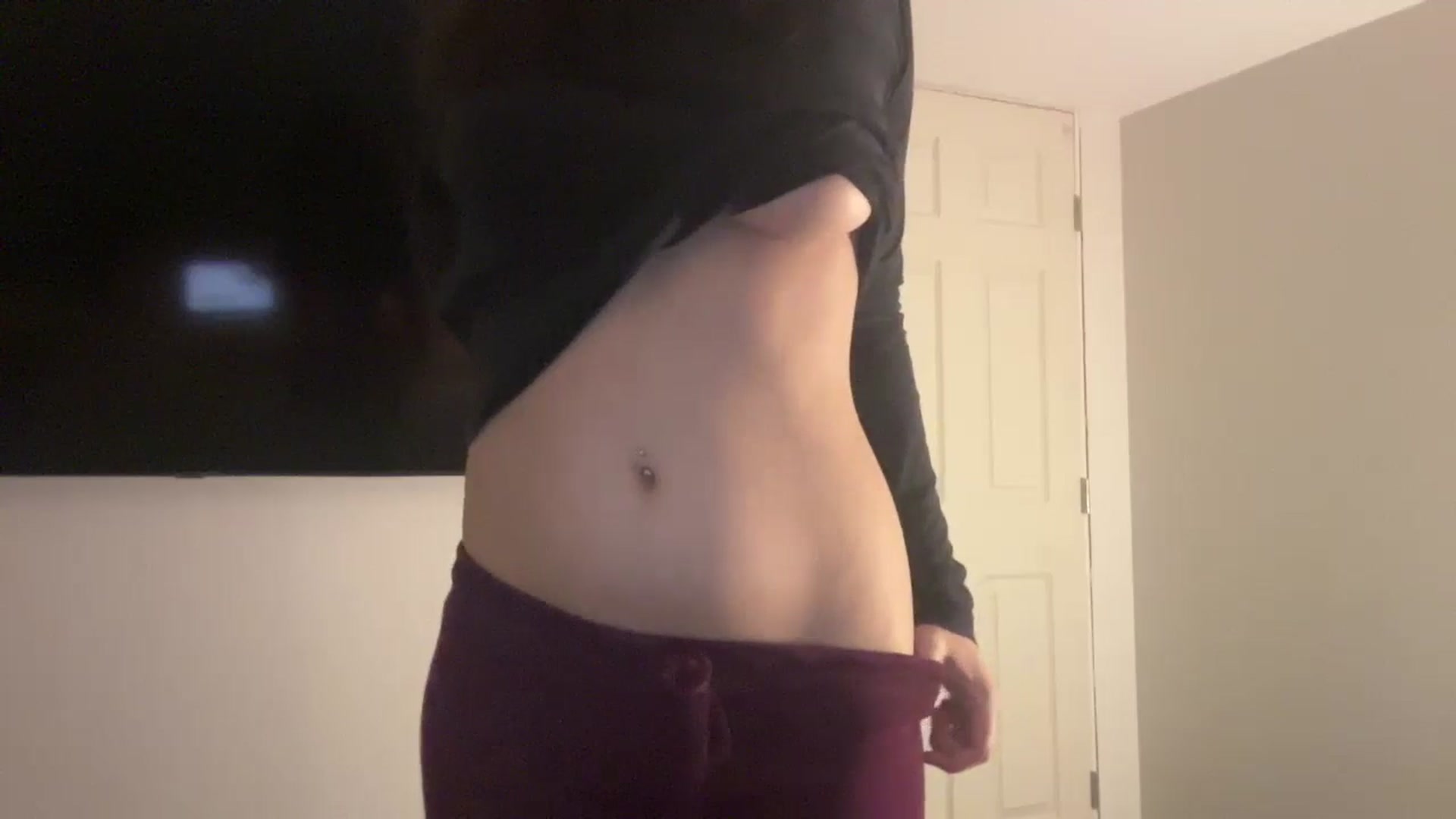 Gallery image thumbnail from imava's myfreecams stream on, 07/31/2024, 05:45 image 5 of 20