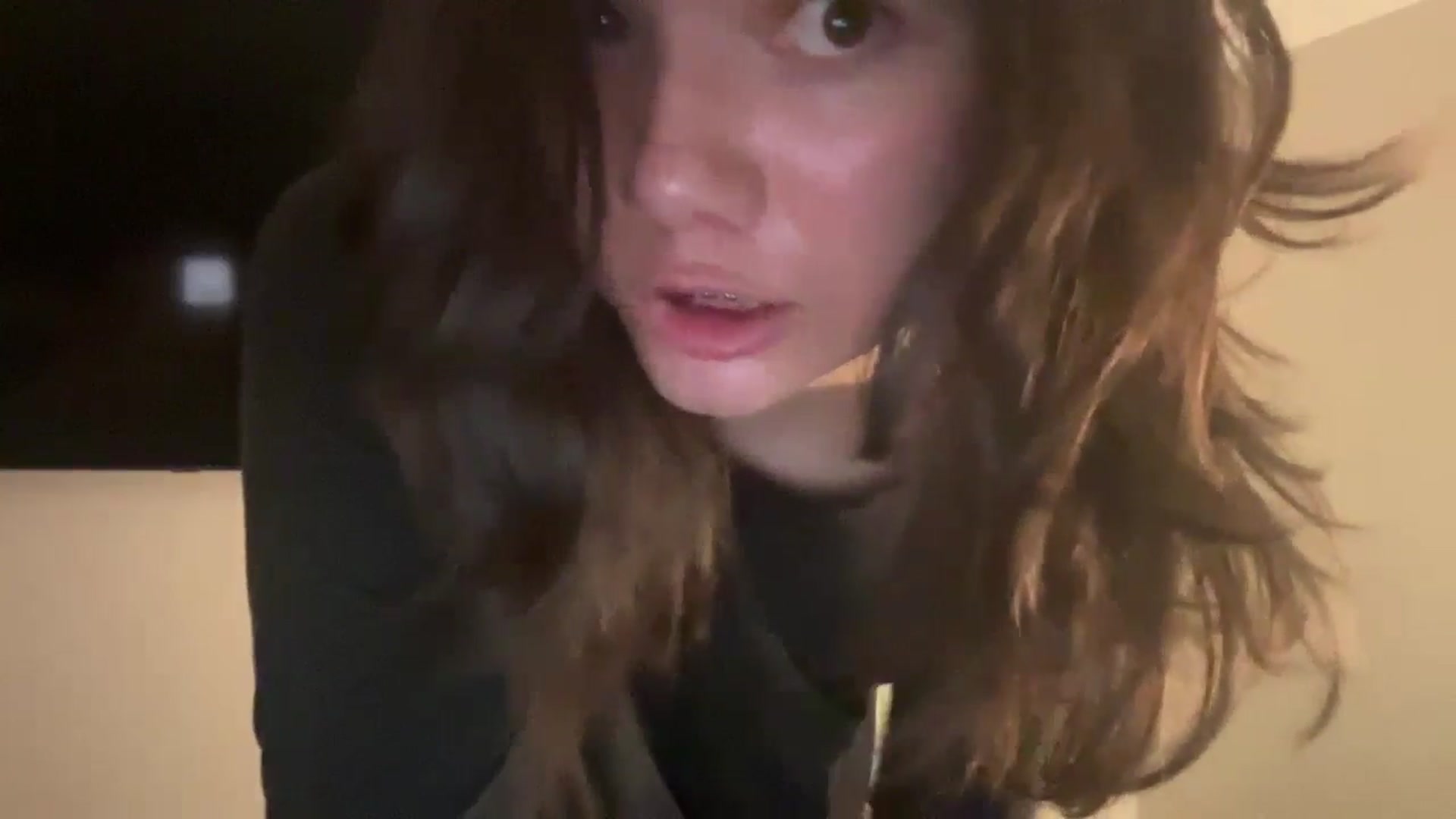 Gallery image thumbnail from imava's myfreecams stream on, 07/31/2024, 05:45 image 4 of 20