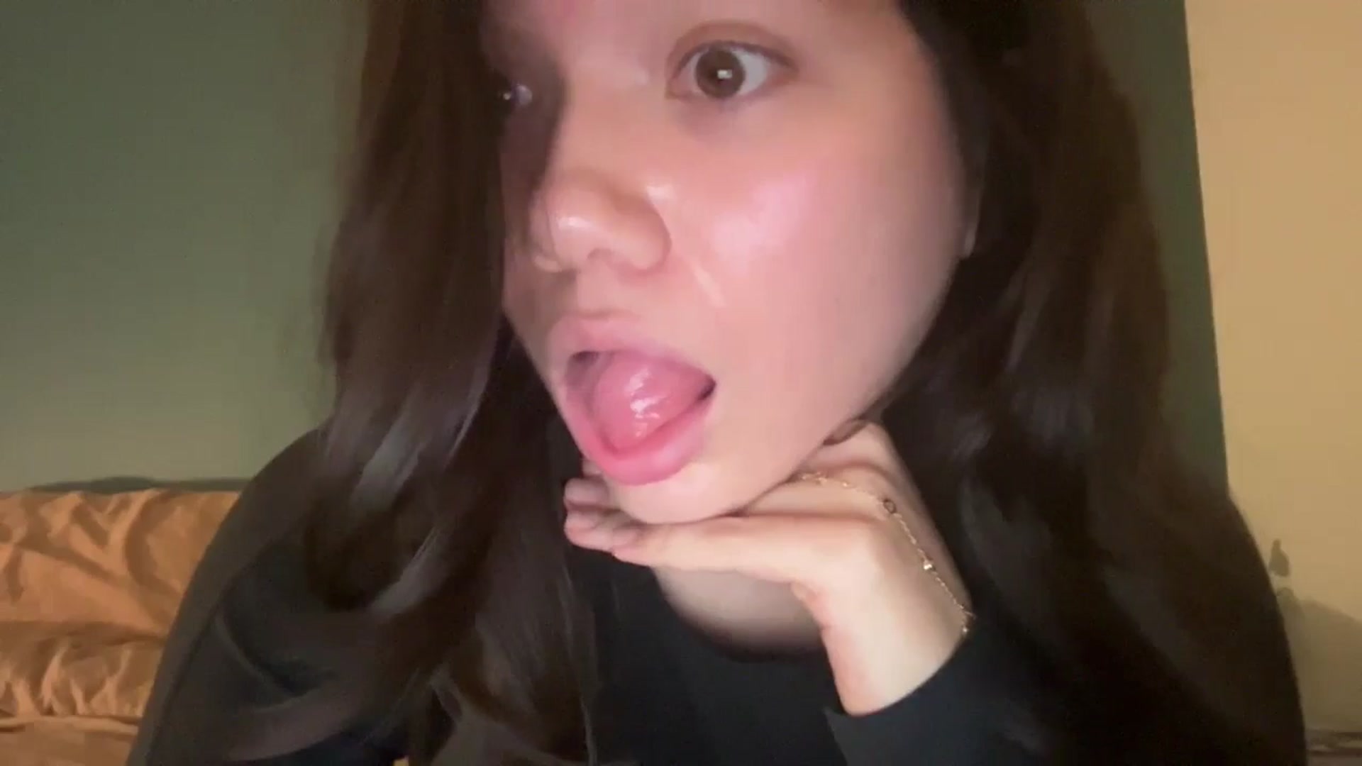 Gallery image thumbnail from imava's myfreecams stream on, 07/31/2024, 07:38 image 19 of 20