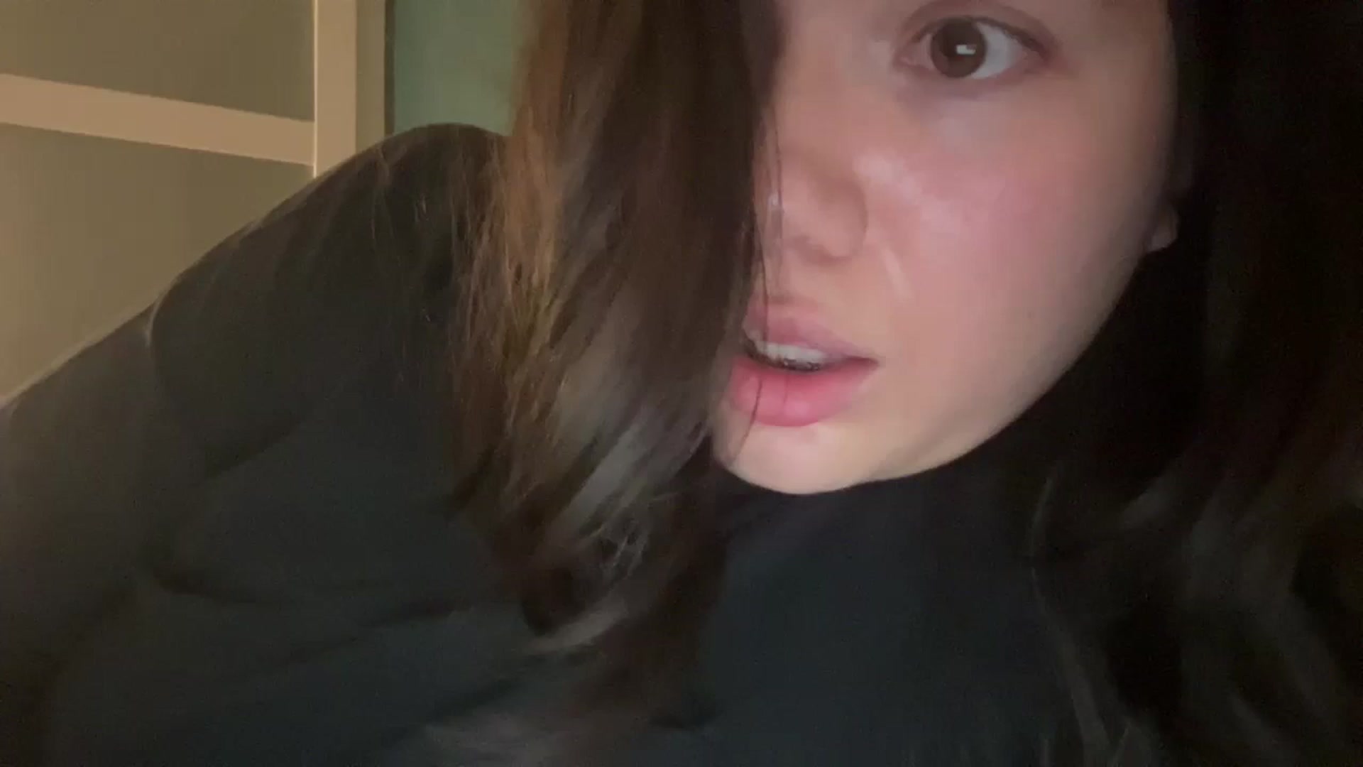 Gallery image thumbnail from imava's myfreecams stream on, 07/31/2024, 07:38 image 13 of 20