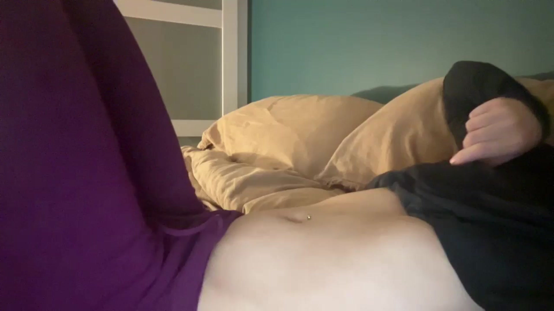 Gallery image thumbnail from imava's myfreecams stream on, 07/31/2024, 08:49 image 7 of 20