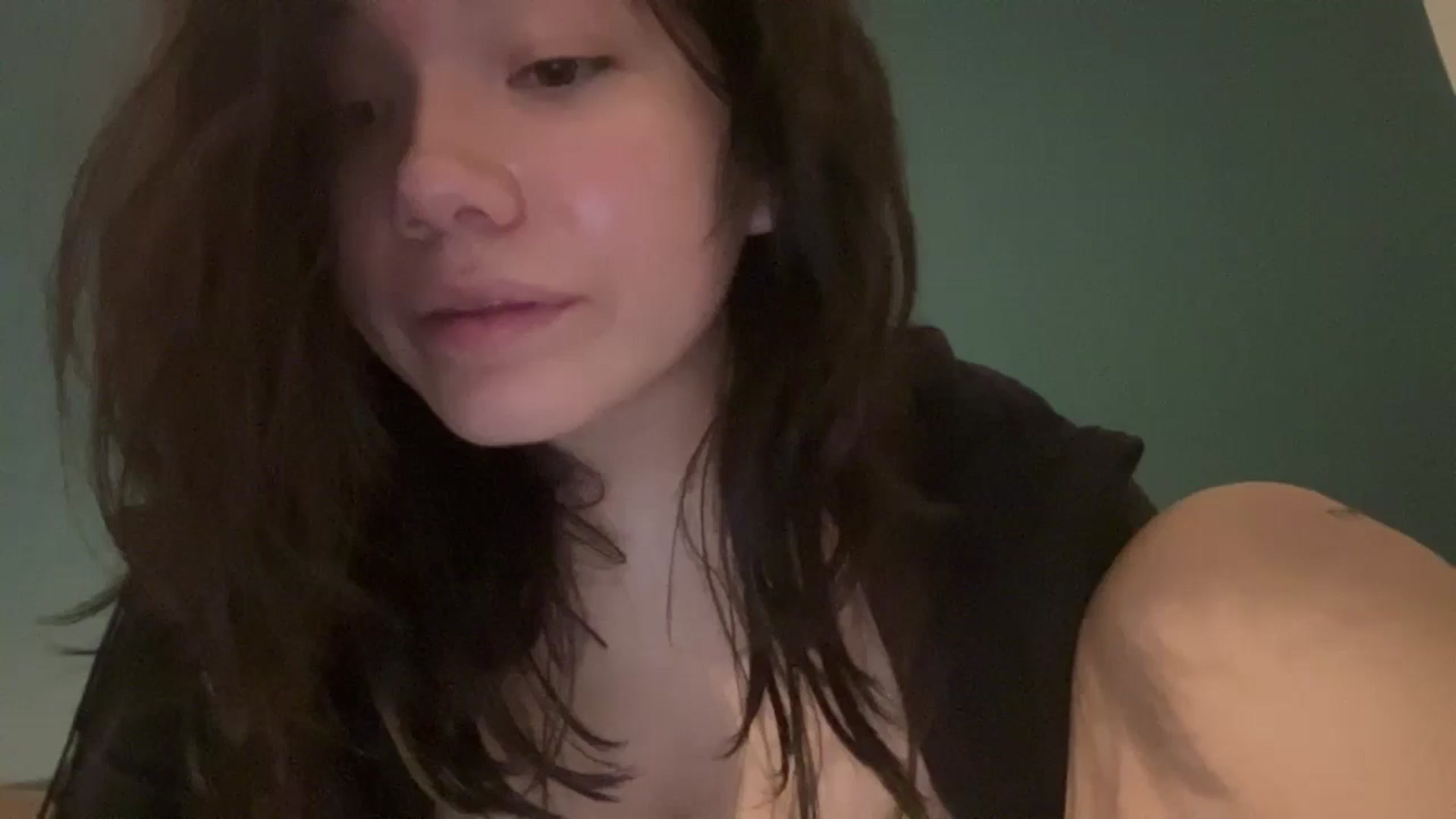 Gallery image thumbnail from imava's myfreecams stream on, 08/01/2024, 10:19 image 3 of 20
