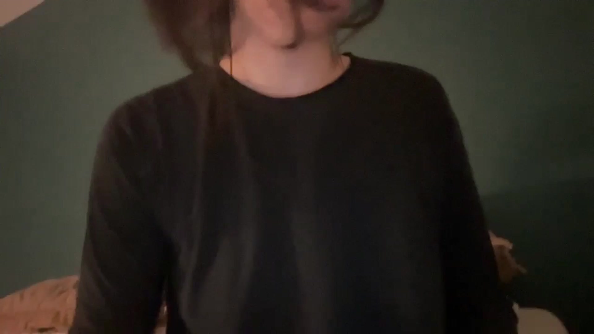 Gallery image thumbnail from imava's myfreecams stream on, 08/08/2024, 24:00 image 1 of 20