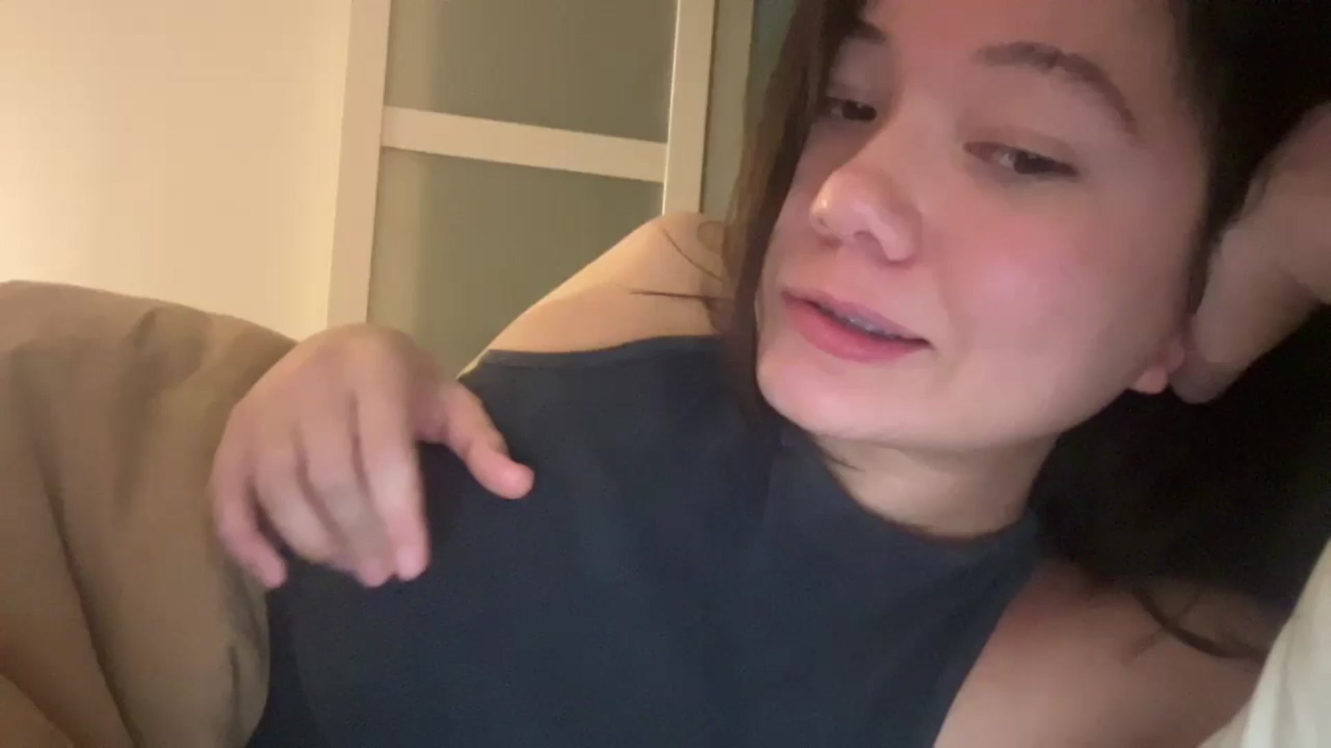 Gallery image thumbnail from imava's myfreecams stream on, 08/10/2024, 13:03 image 1 of 20