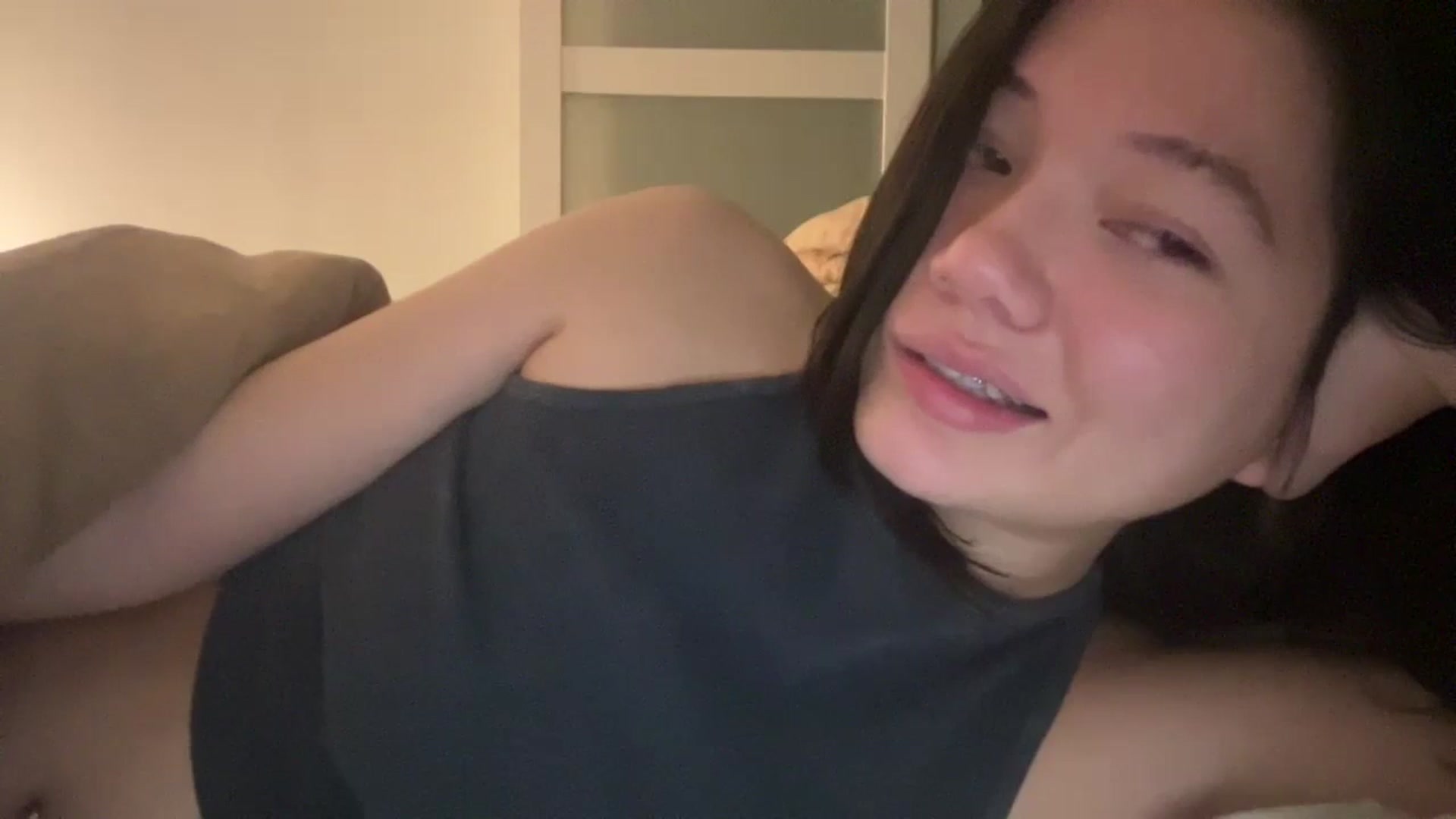 Gallery image thumbnail from imava's myfreecams stream on, 08/10/2024, 13:58 image 16 of 20