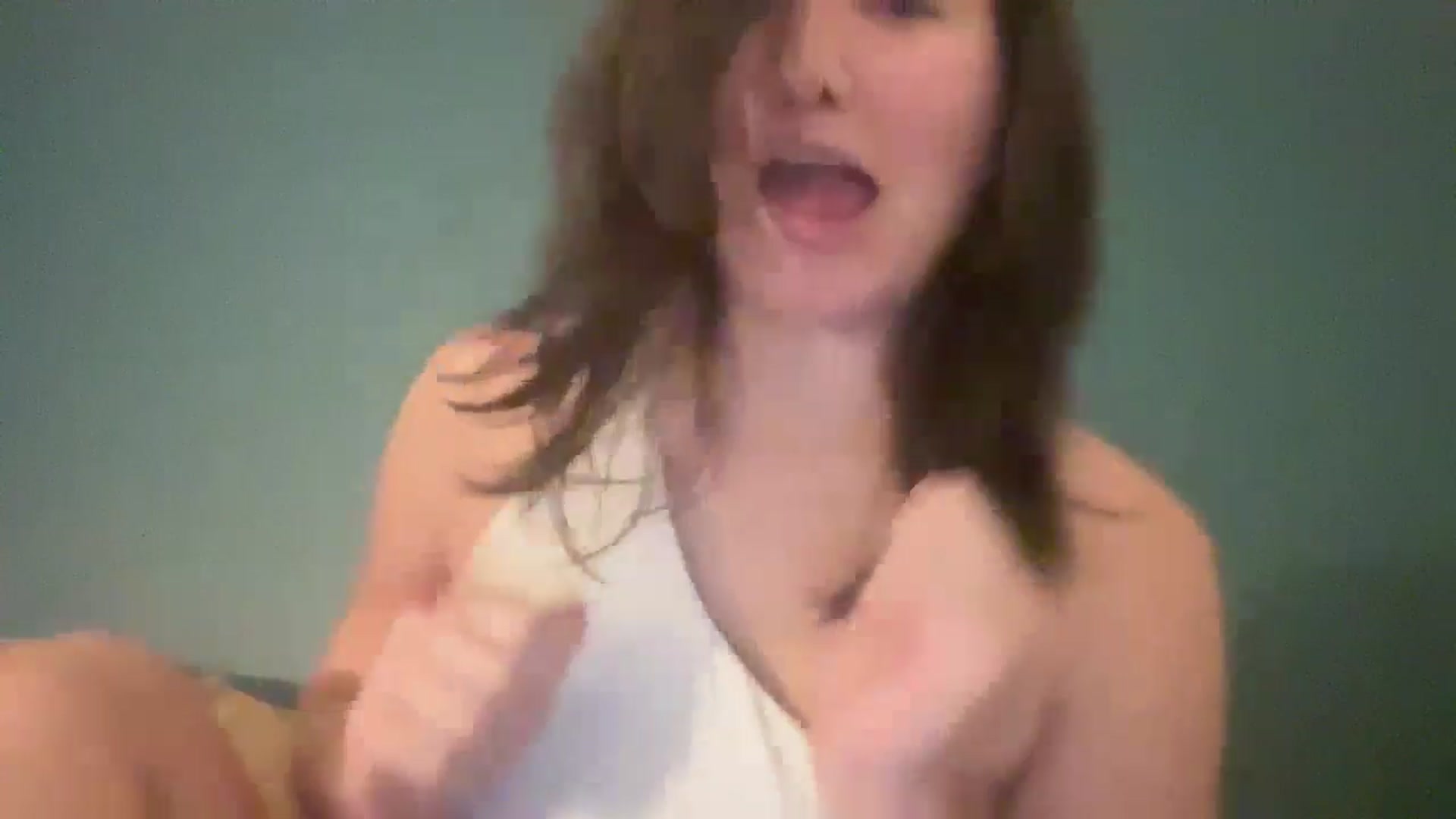 Gallery image thumbnail from imava's myfreecams stream on, 08/11/2024, 07:38 image 17 of 20