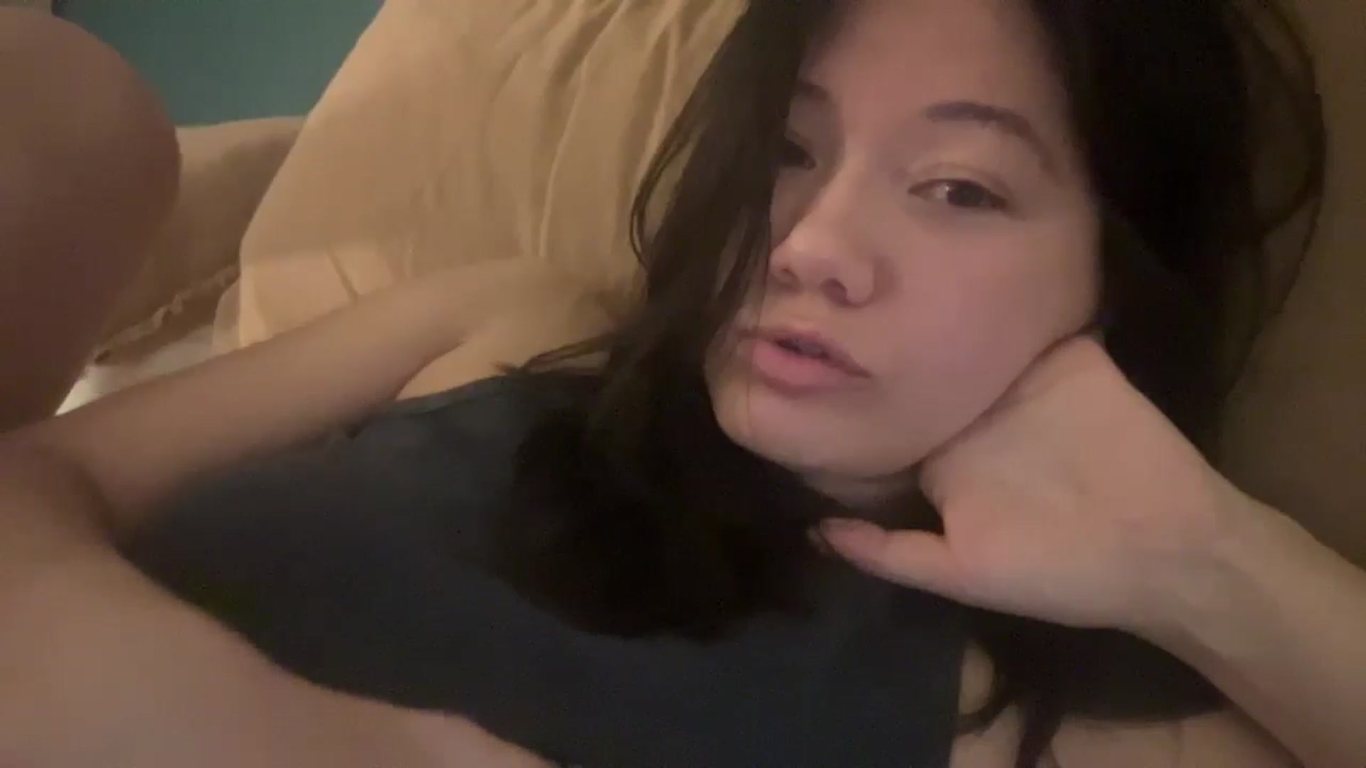 Gallery image thumbnail from imava's myfreecams stream on, 08/14/2024, 07:20 image 11 of 20