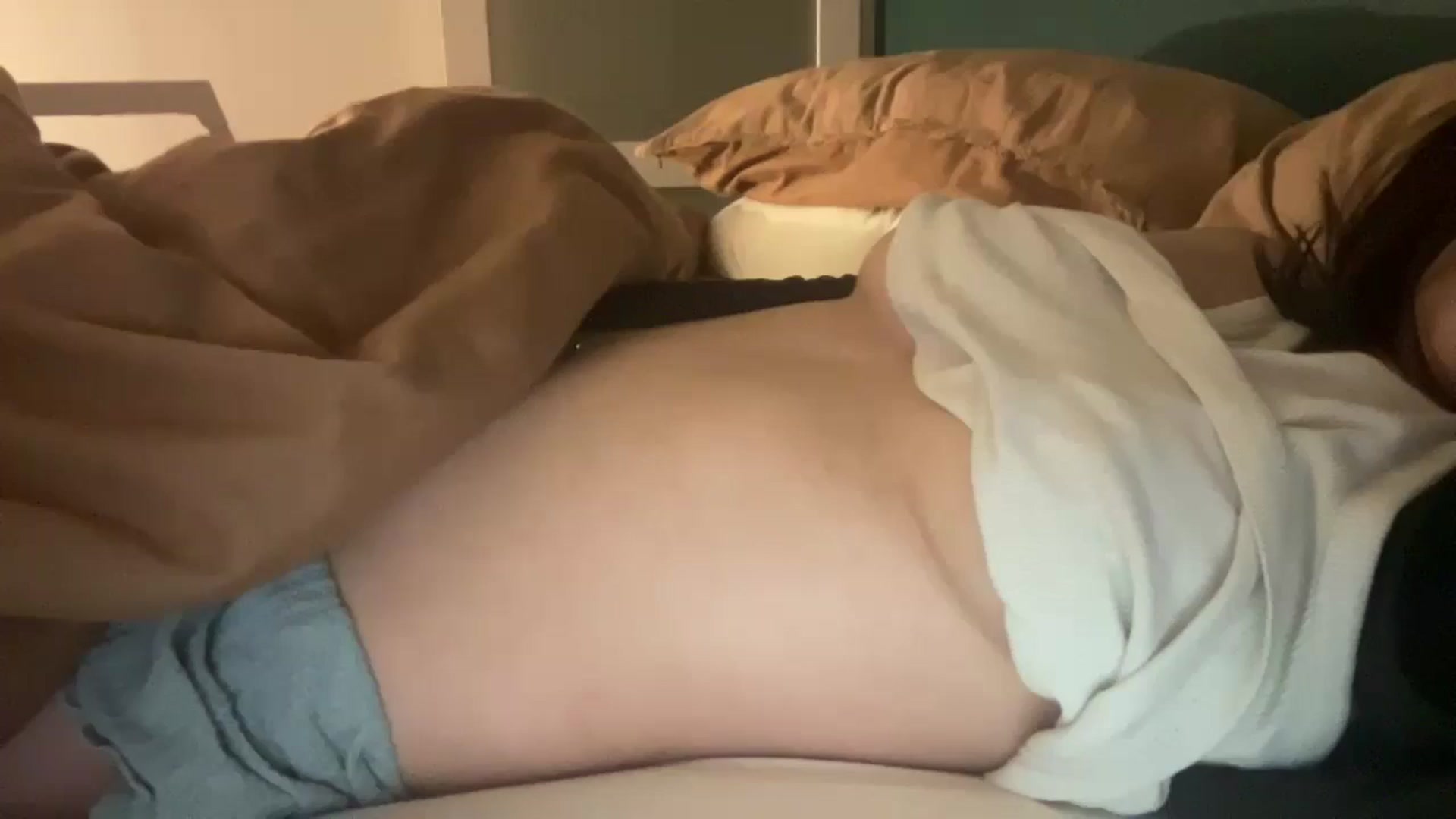 Gallery image thumbnail from imava's myfreecams stream on, 08/18/2024, 09:18 image 19 of 20