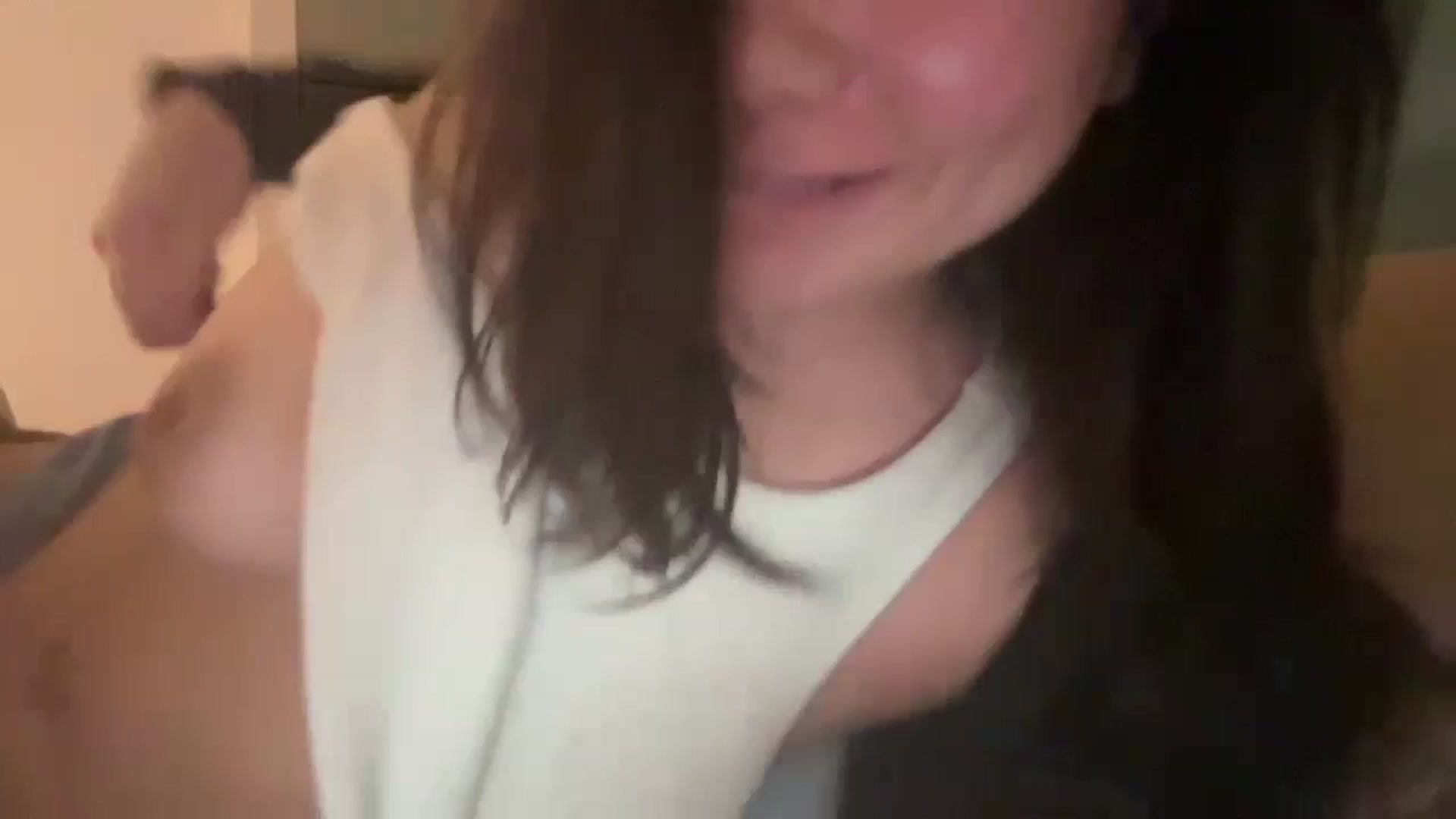 Gallery image thumbnail from imava's myfreecams stream on, 08/18/2024, 09:38 image 6 of 20