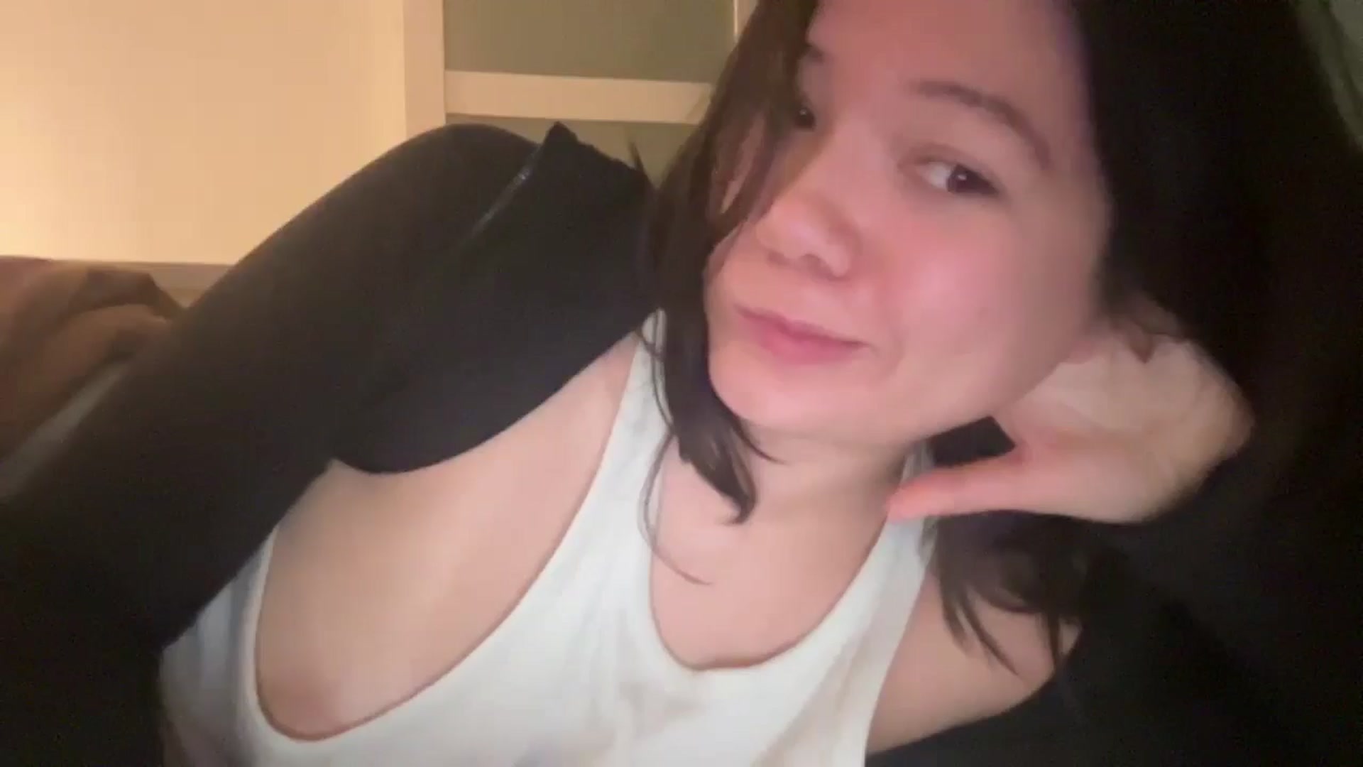 Gallery image thumbnail from imava's myfreecams stream on, 08/18/2024, 23:47 image 1 of 20
