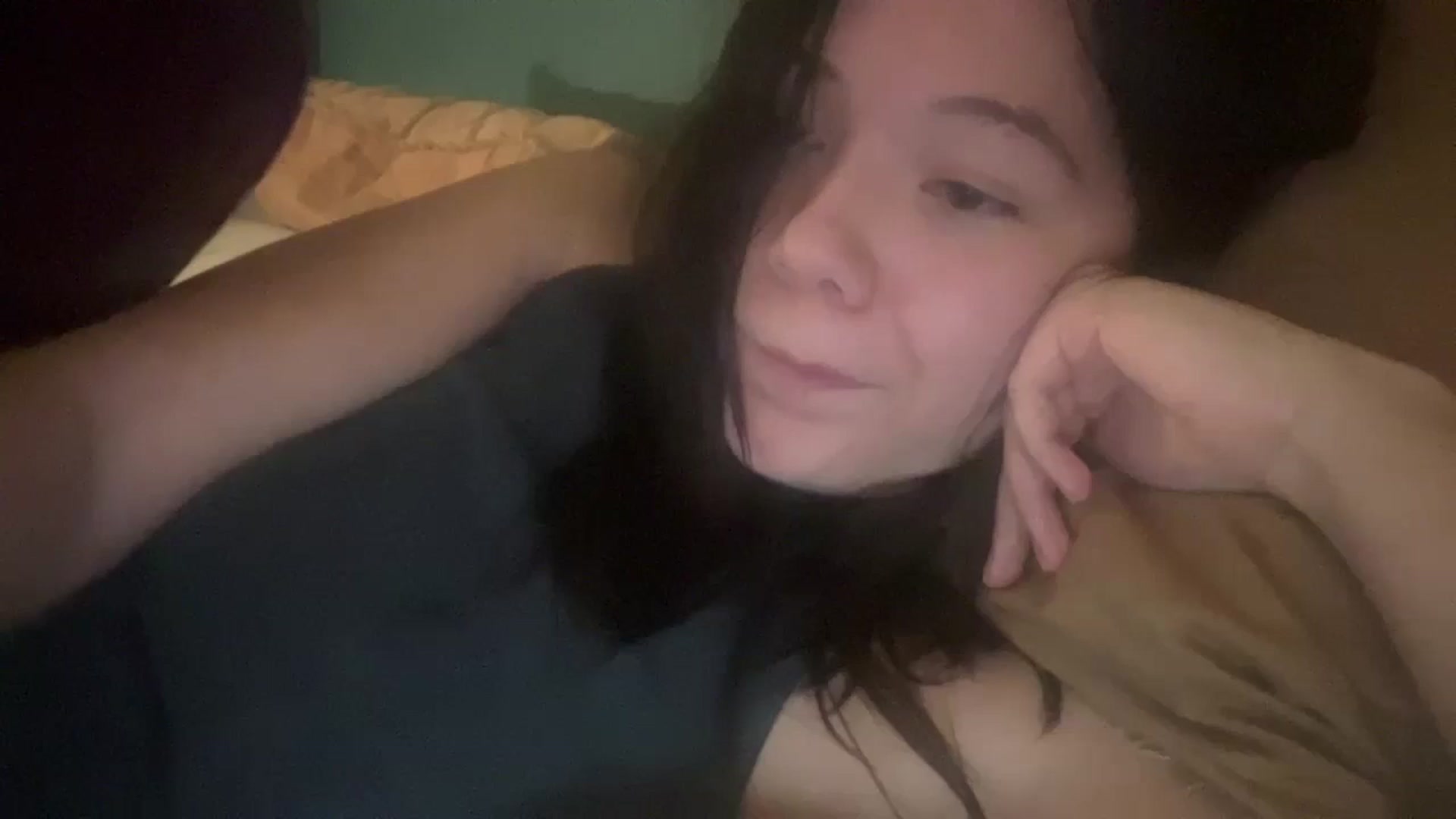 Gallery image thumbnail from imava's myfreecams stream on, 09/01/2024, 03:18 image 20 of 20