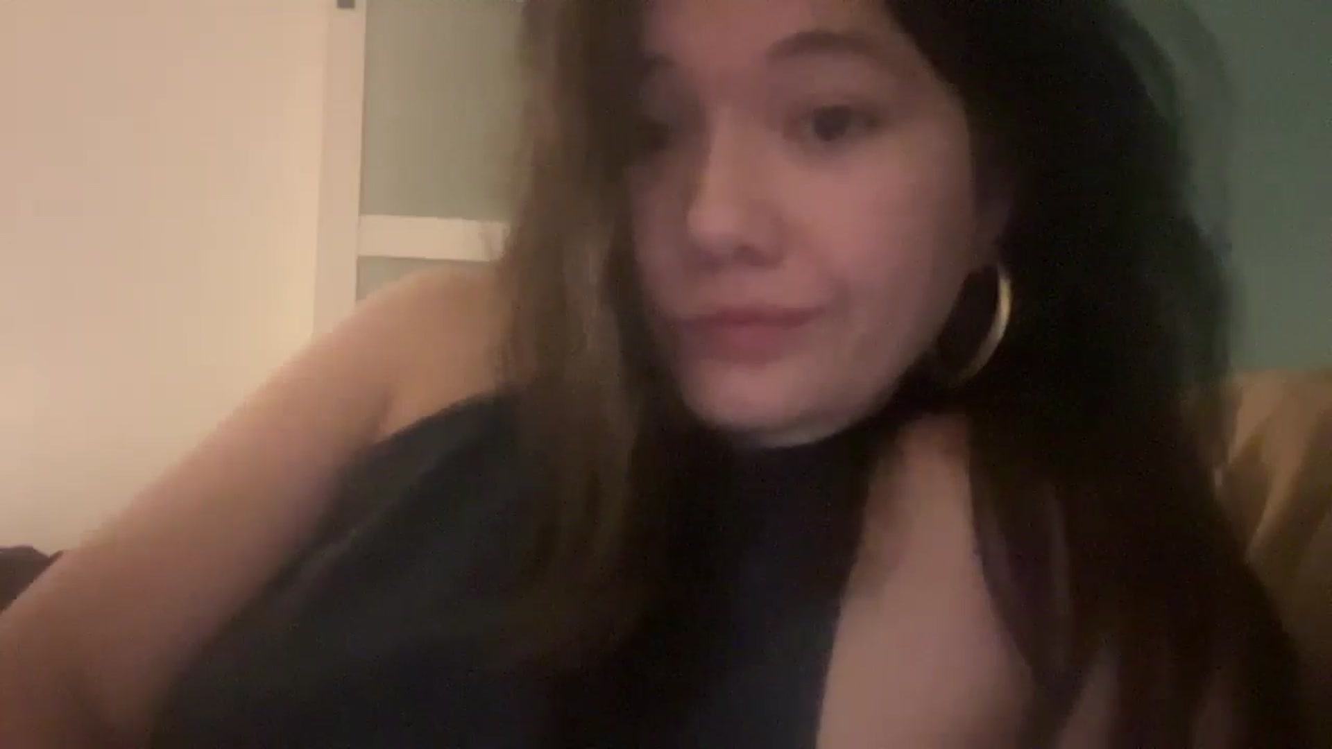 Gallery image thumbnail from imava's myfreecams stream on, 09/01/2024, 03:18 image 18 of 20